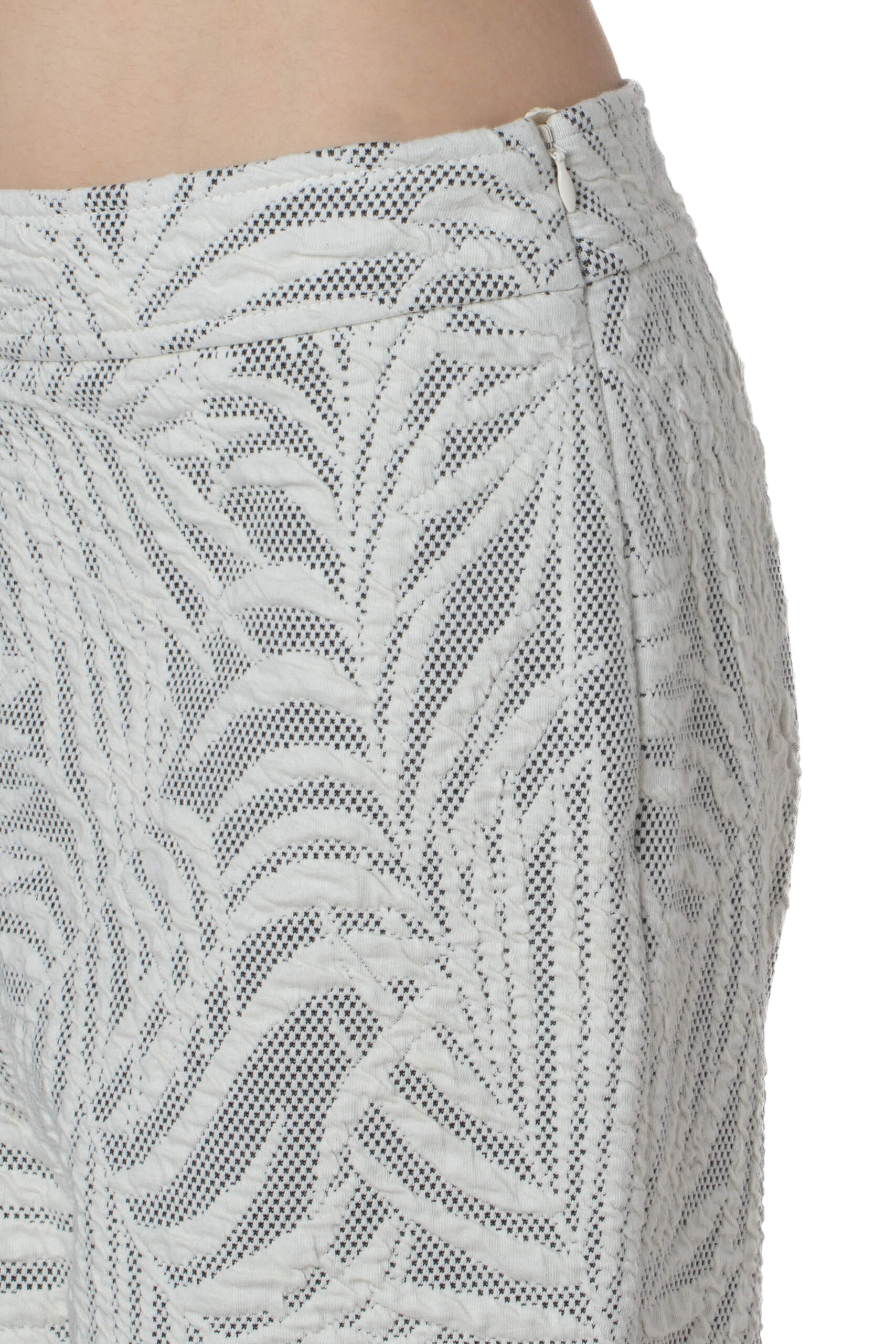 Akris Punto, Talla 8