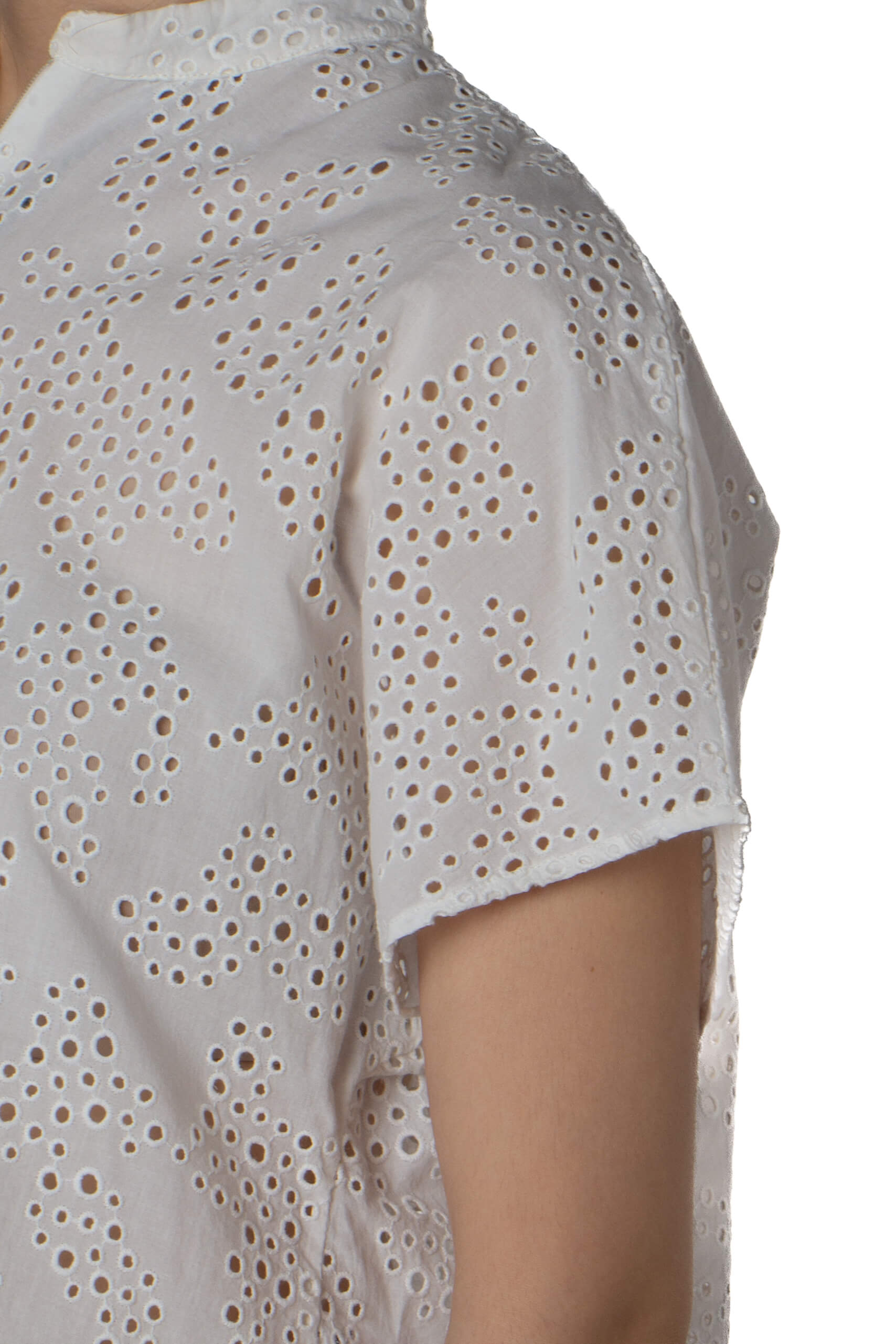 Akris Punto, Talla 8