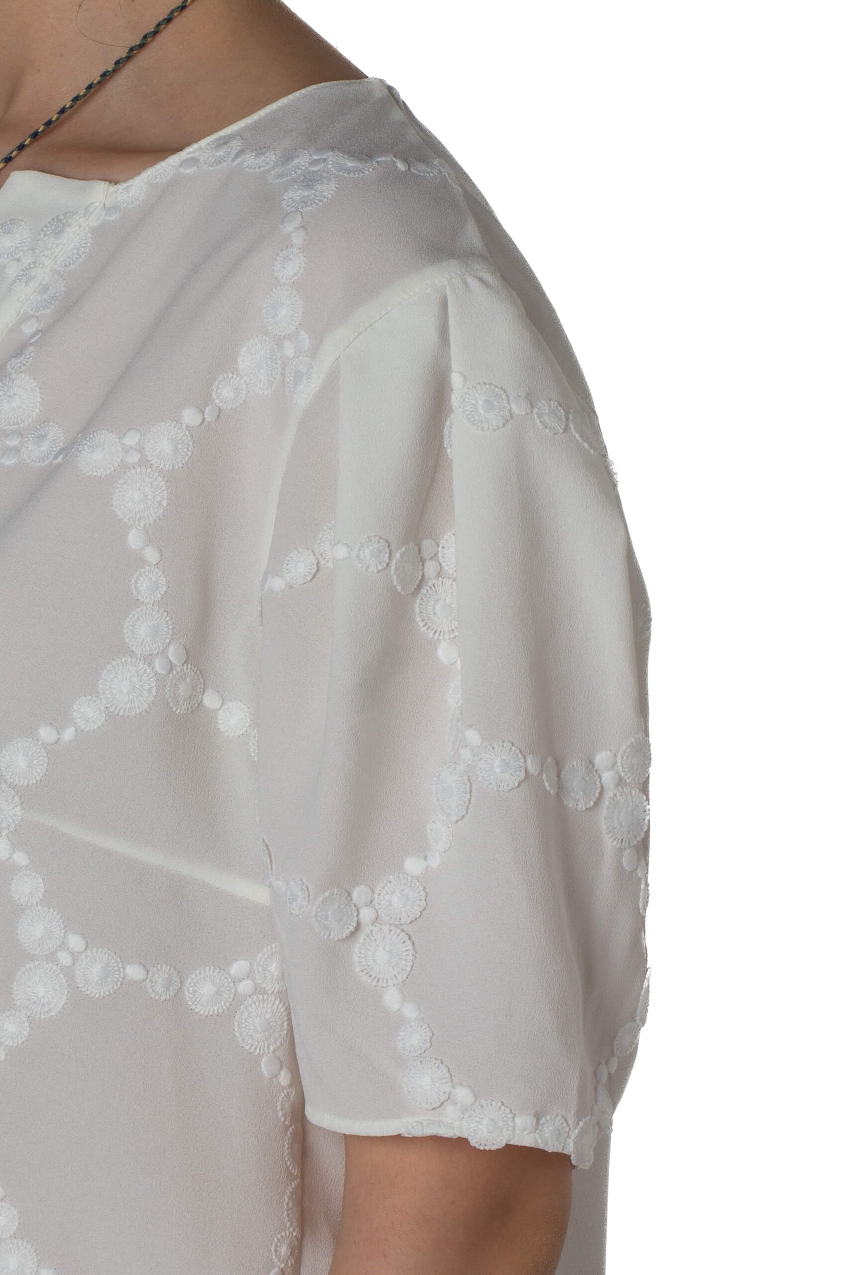 Akris Punto, Talla 8