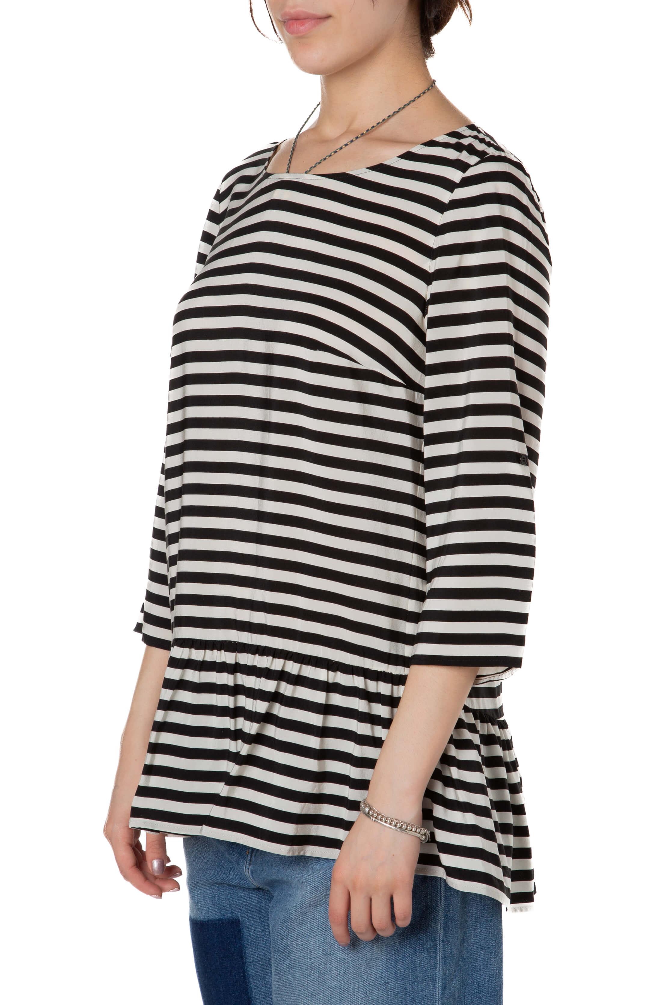 Akris Punto, Talla 8