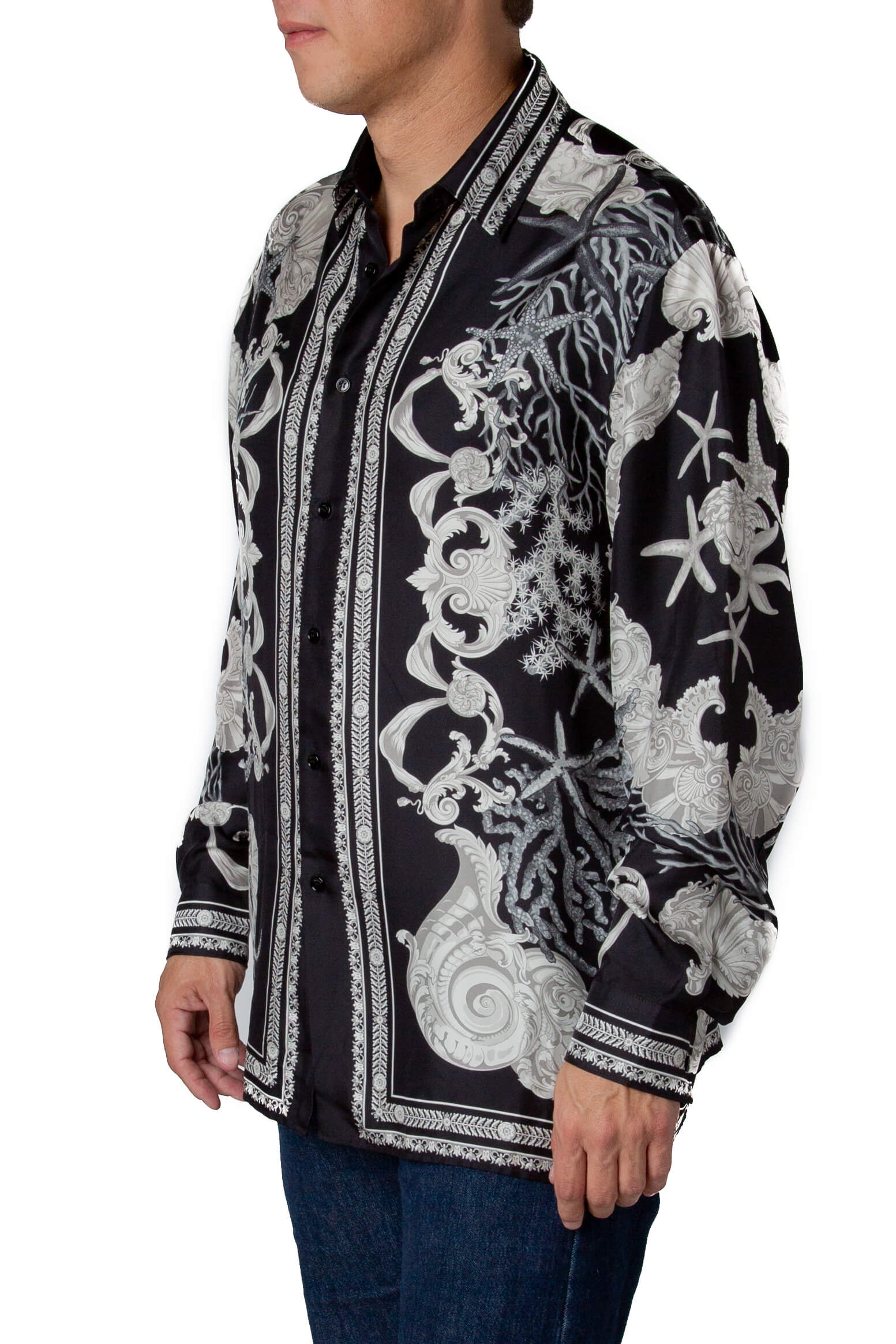 Versace, Talla L