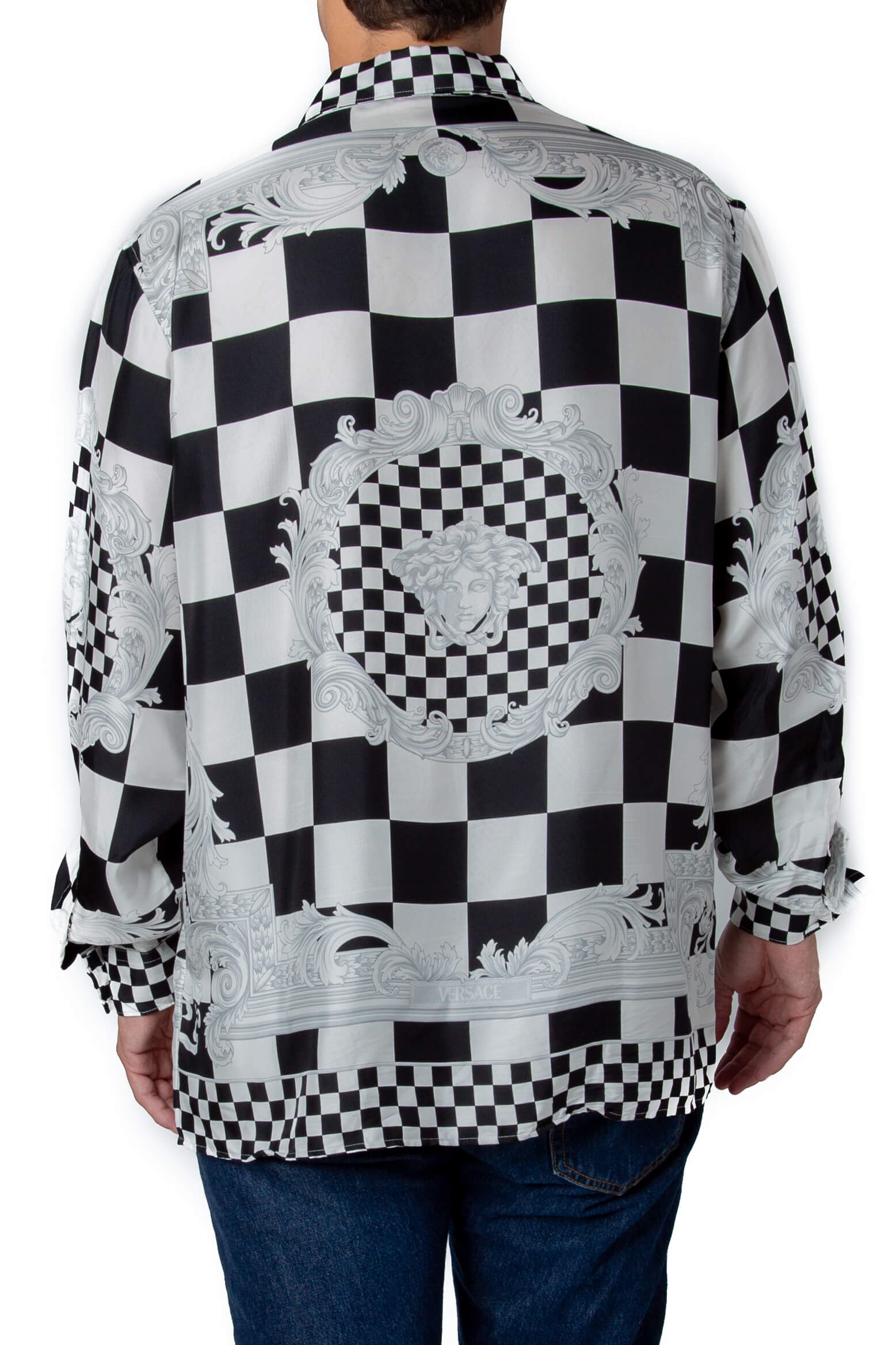 Versace, Talla L
