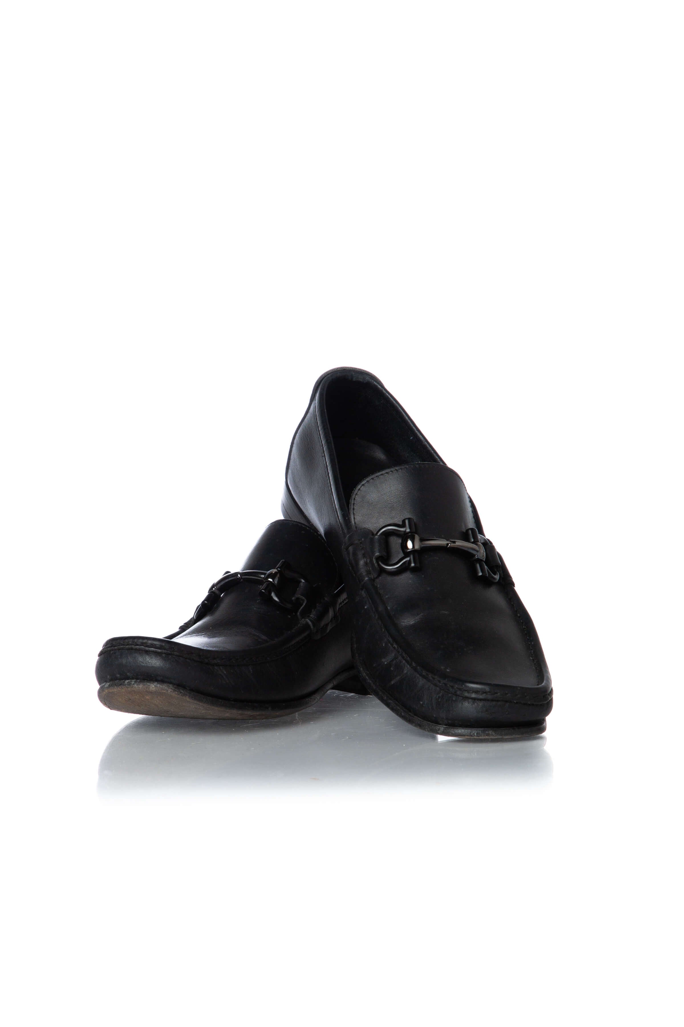 Salvatore Ferragamo, Talla 6 USA