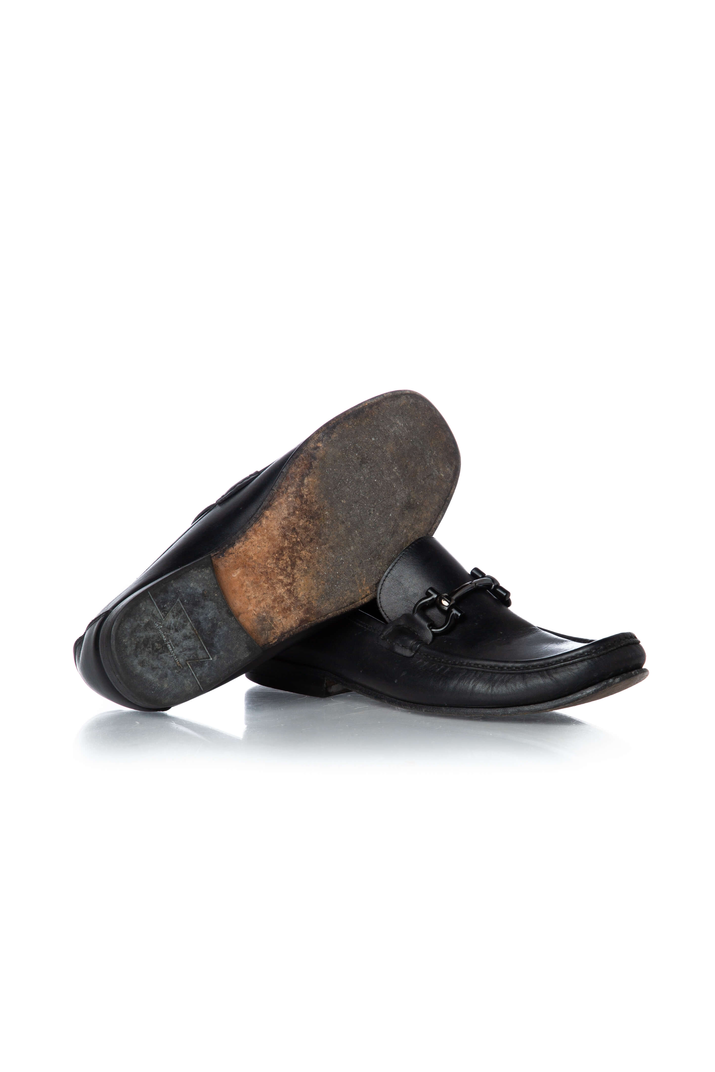 Salvatore Ferragamo, Talla 6 USA