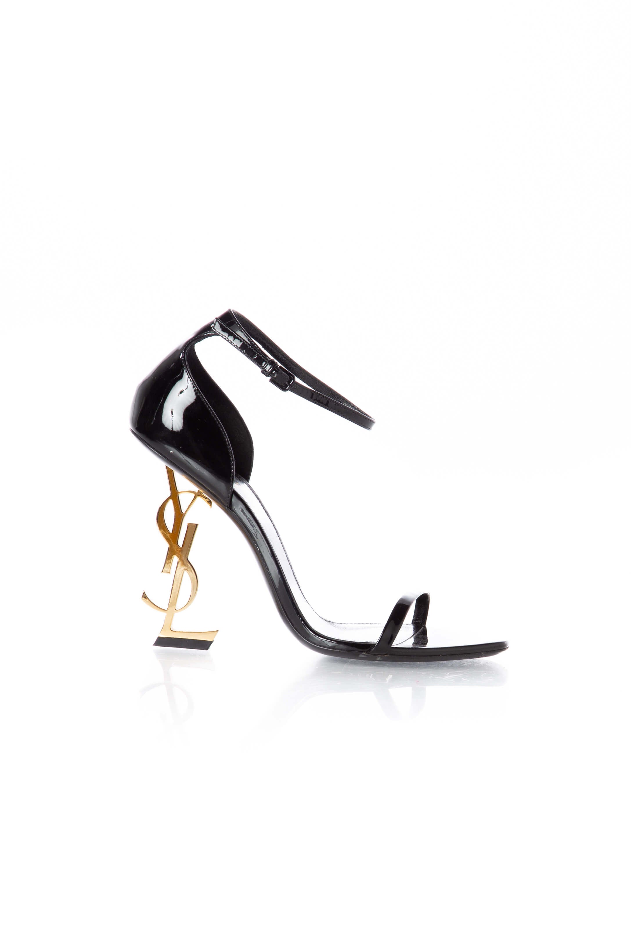Yves Saint Laurent, Talla 8.5