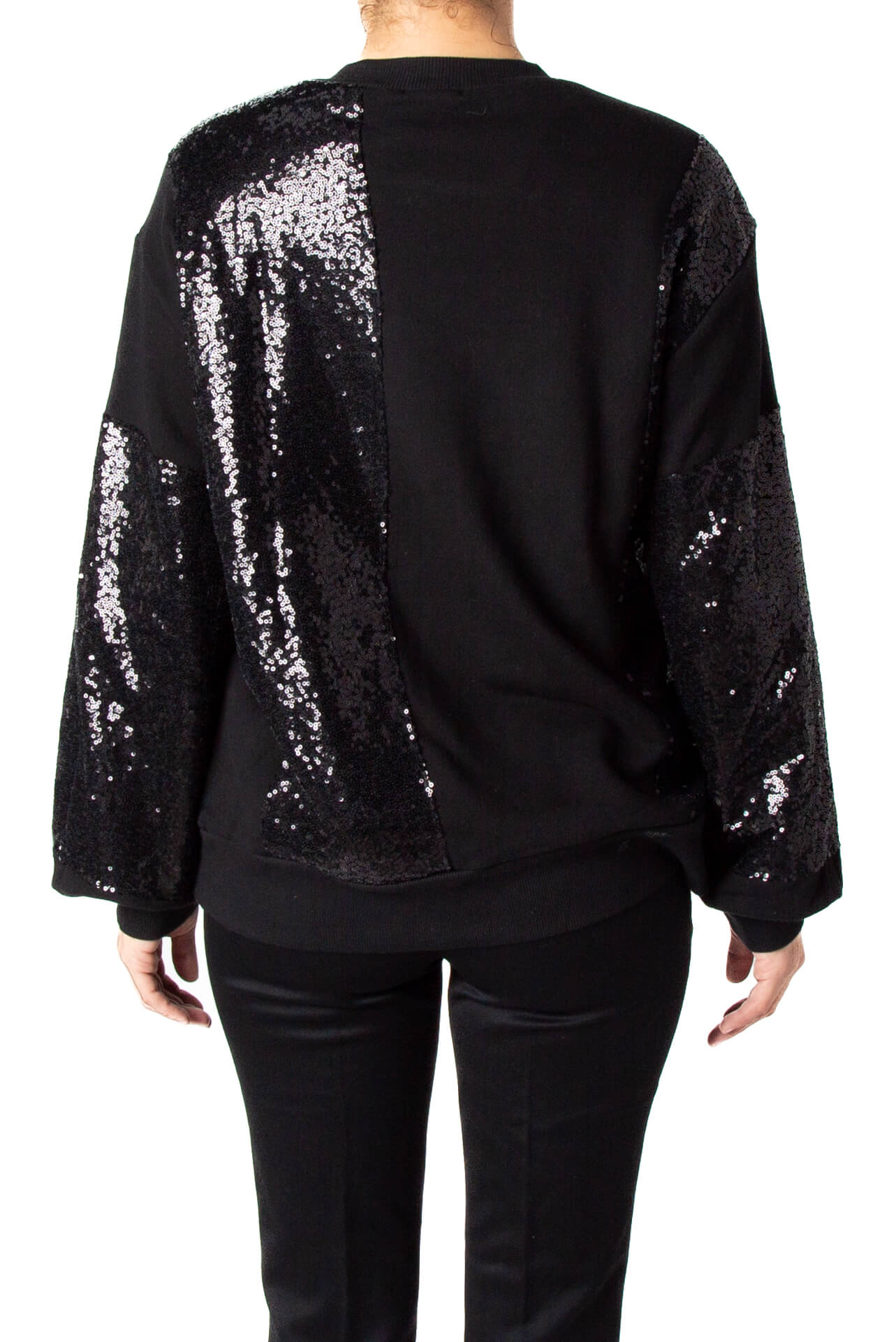 Clu, Talla S