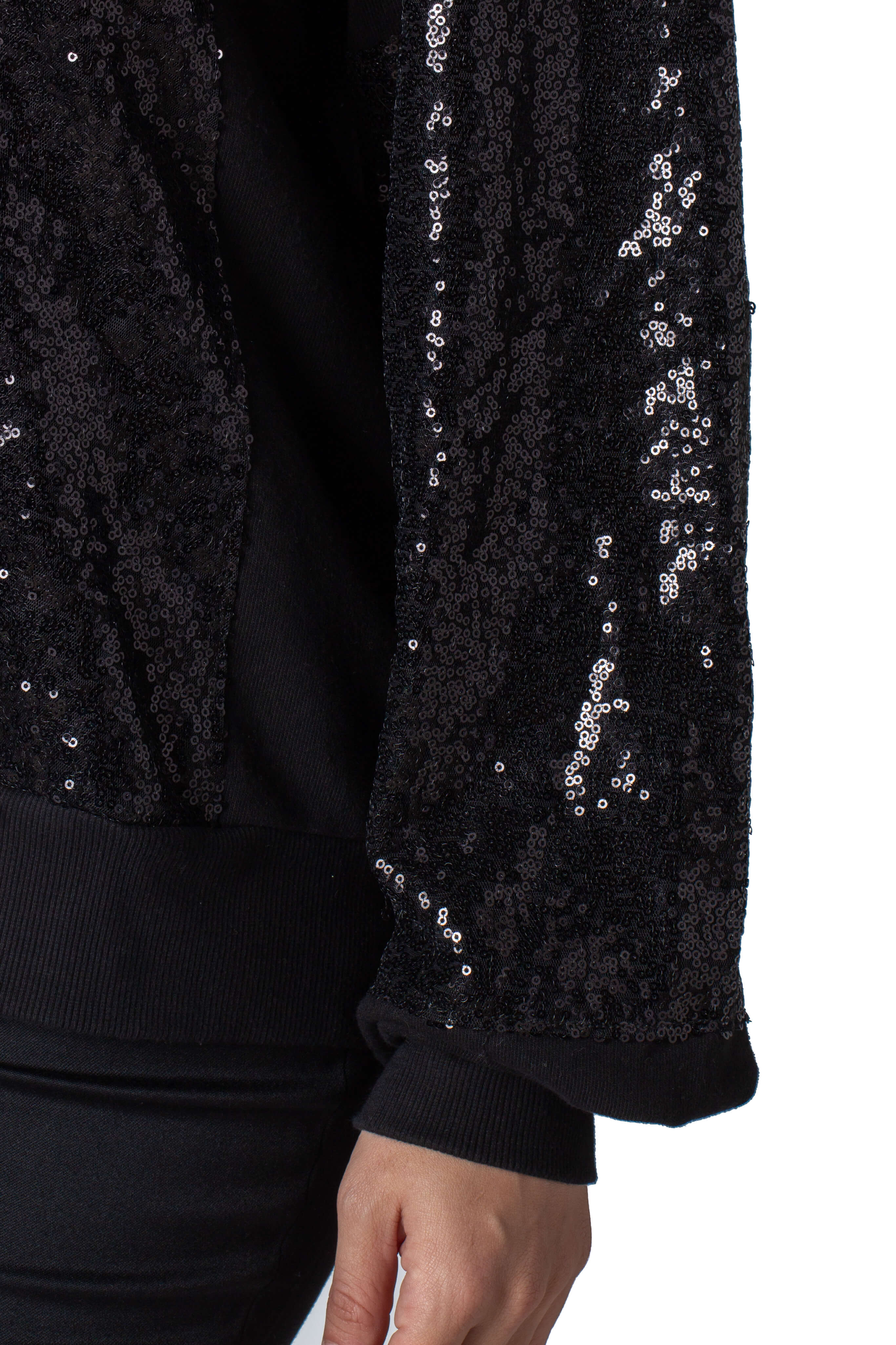 Clu, Talla S