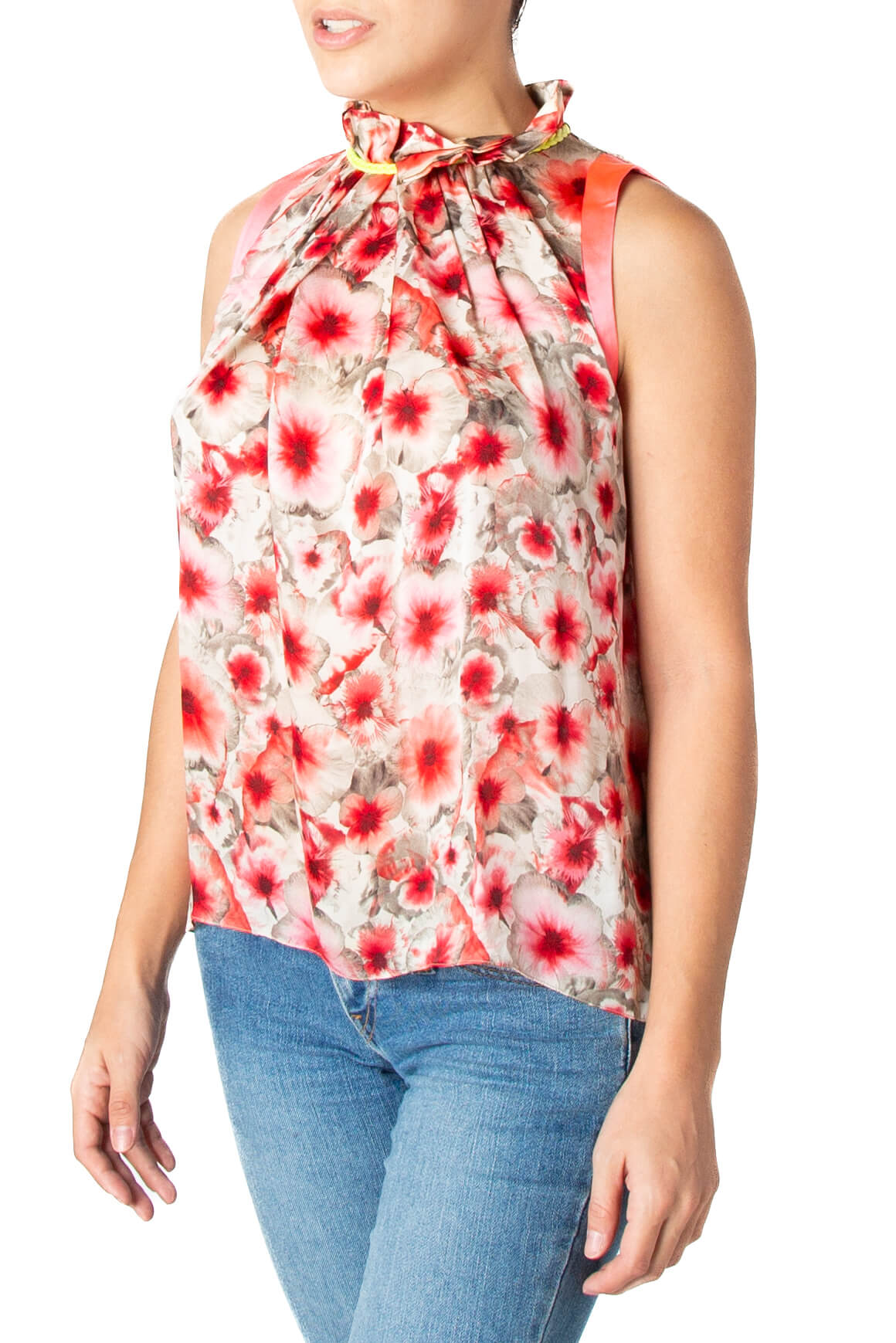 Elie Tahari, ST