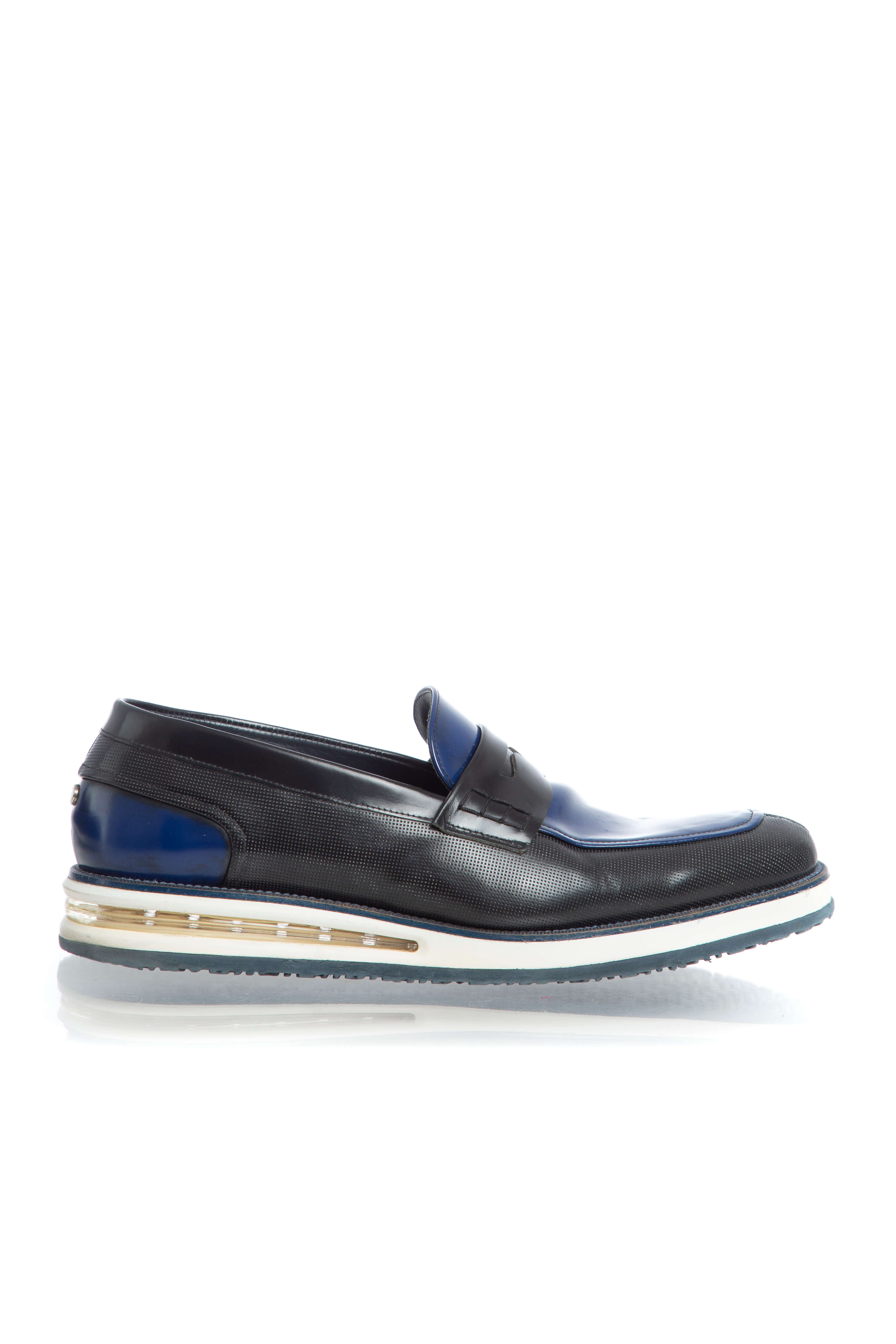 PRADA (México), Talla 9.5