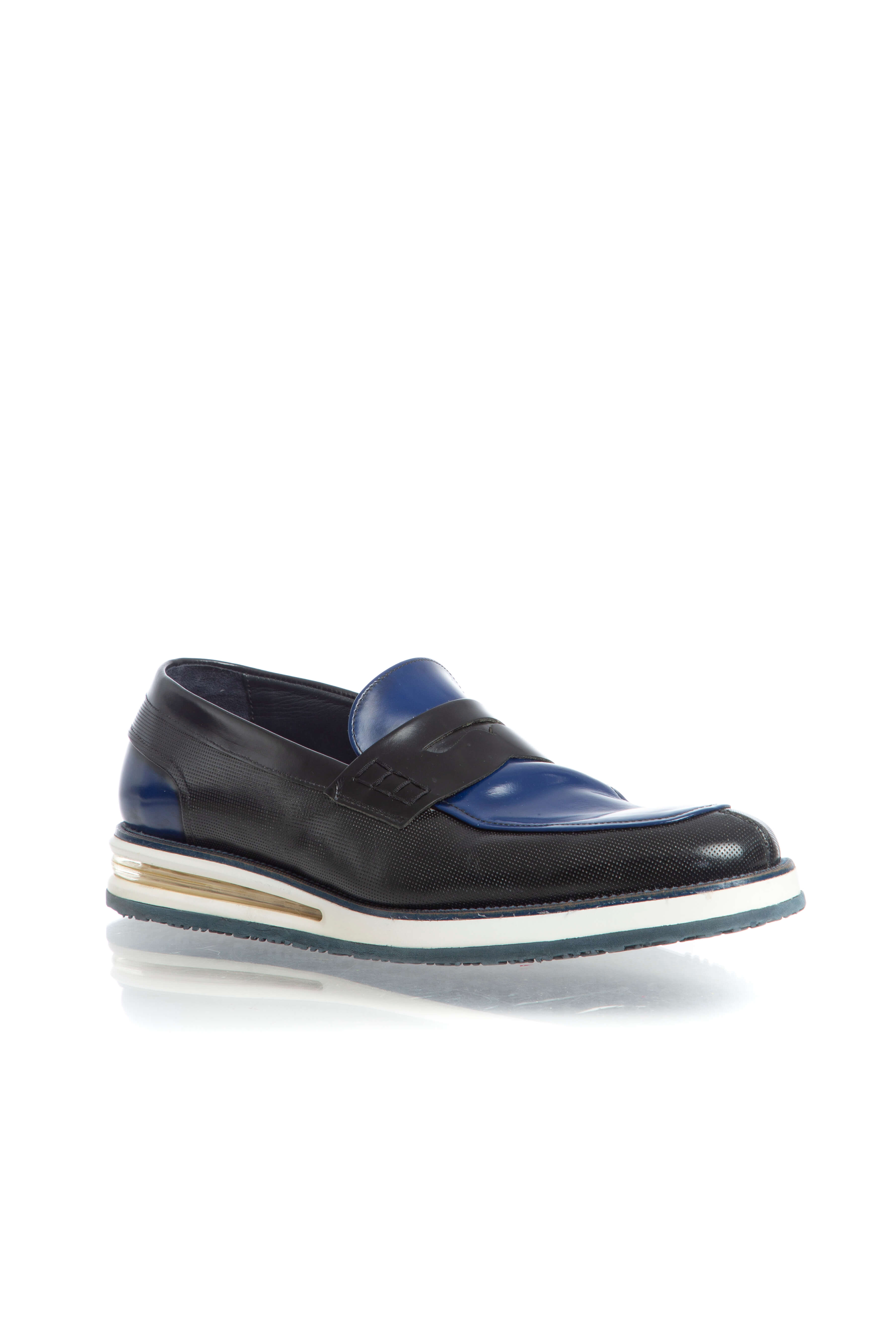 PRADA (México), Talla 9.5