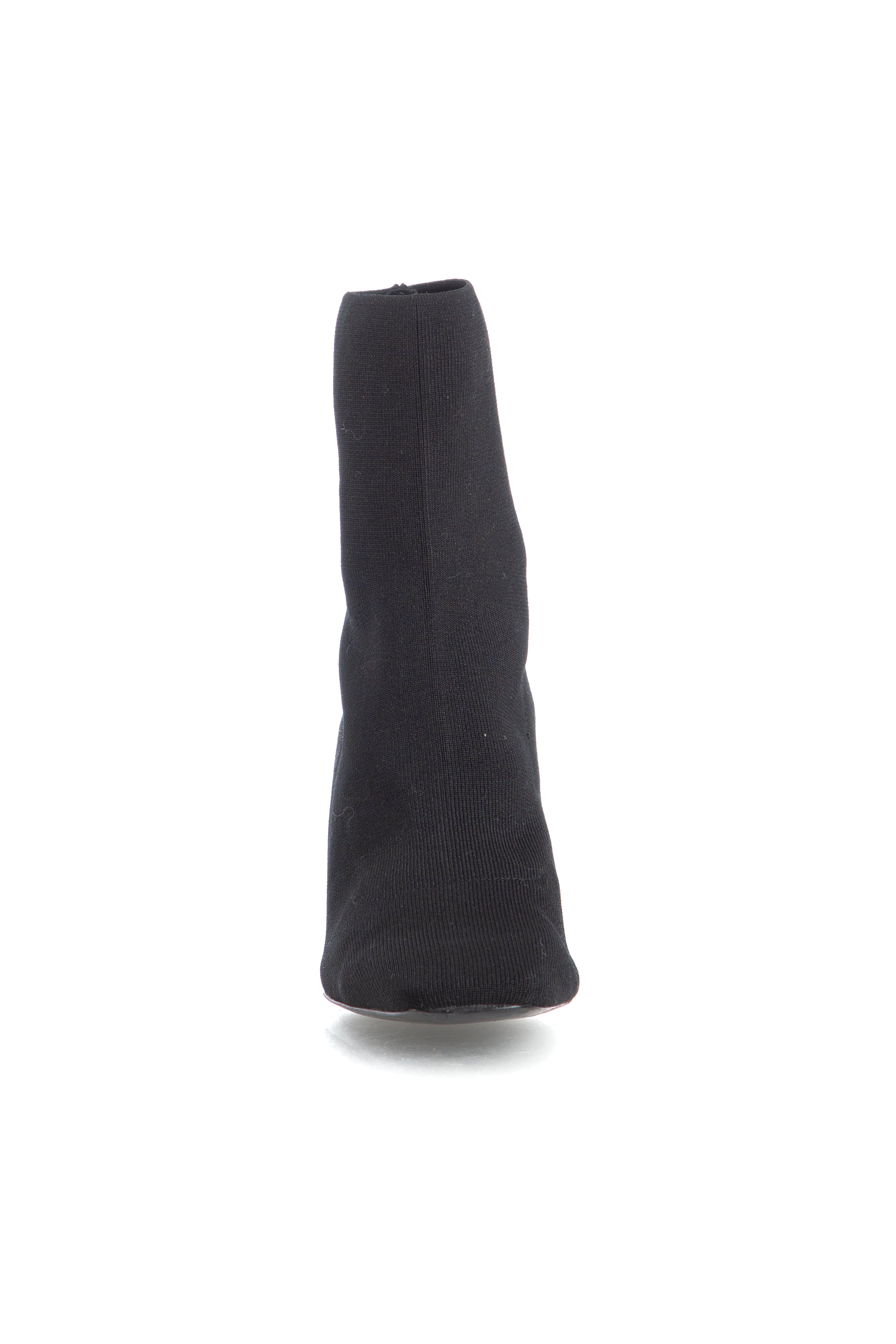 Uterque, 9 USA