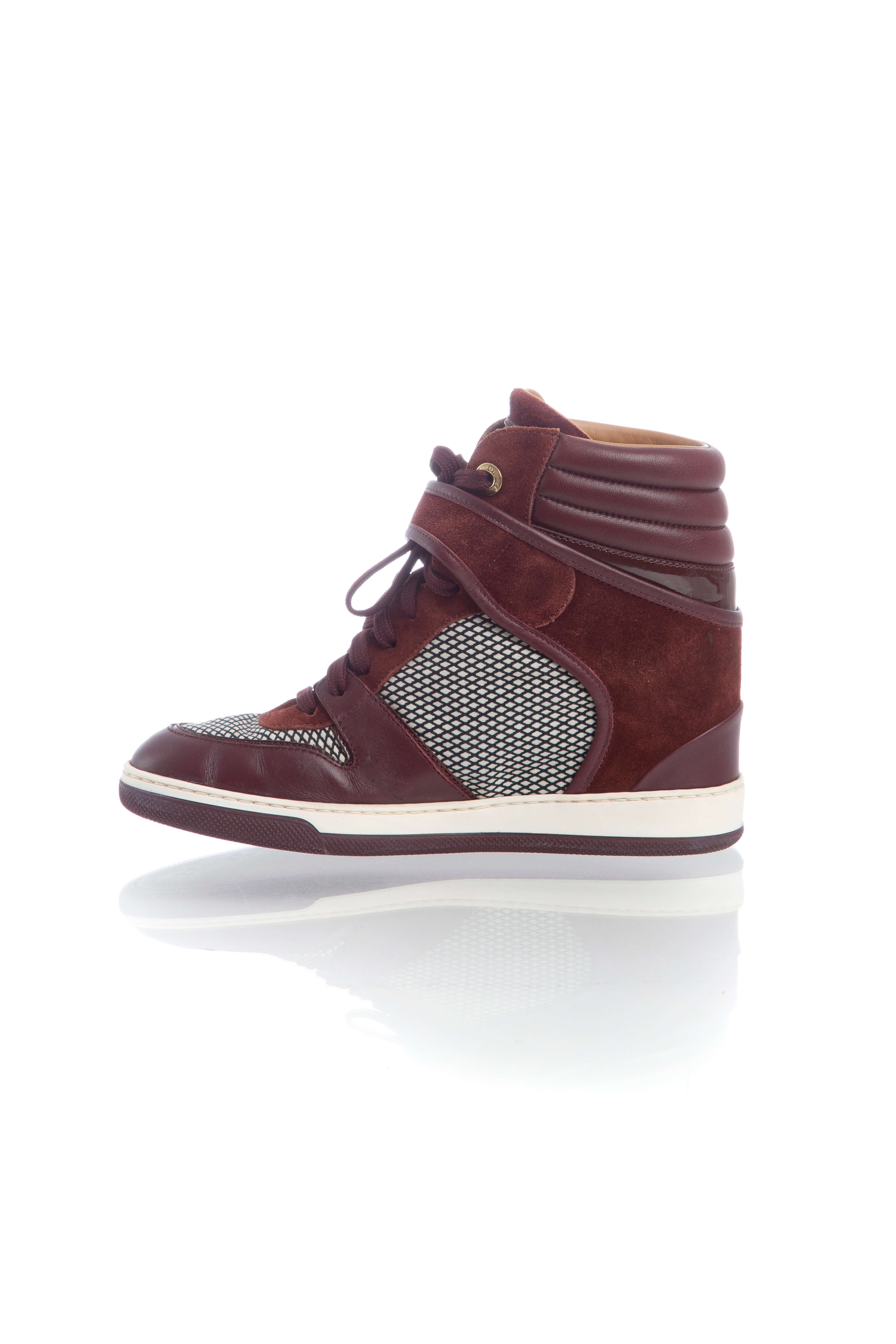 Louis Vuitton, Talla 6.5