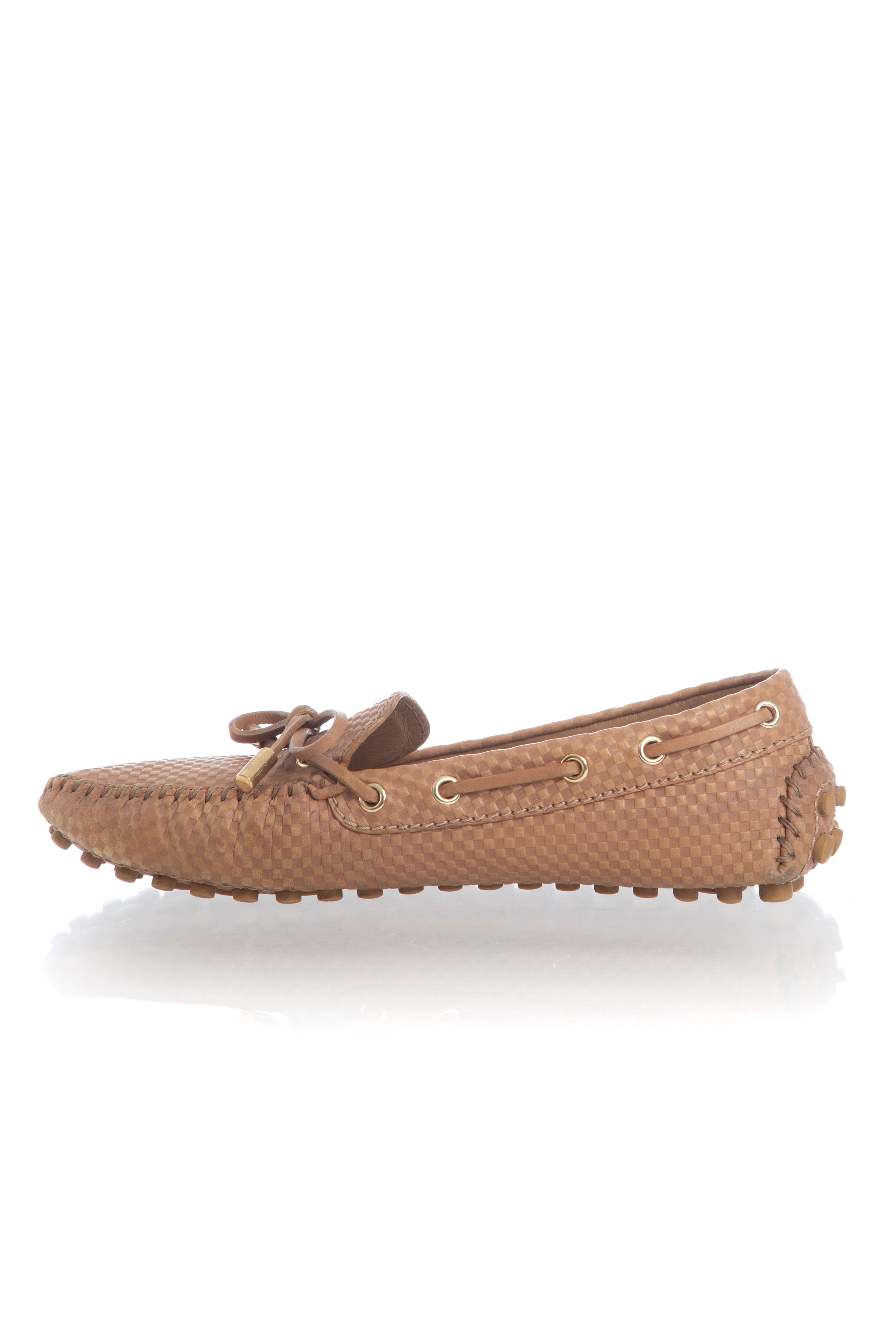 Louis Vuitton, Talla 6