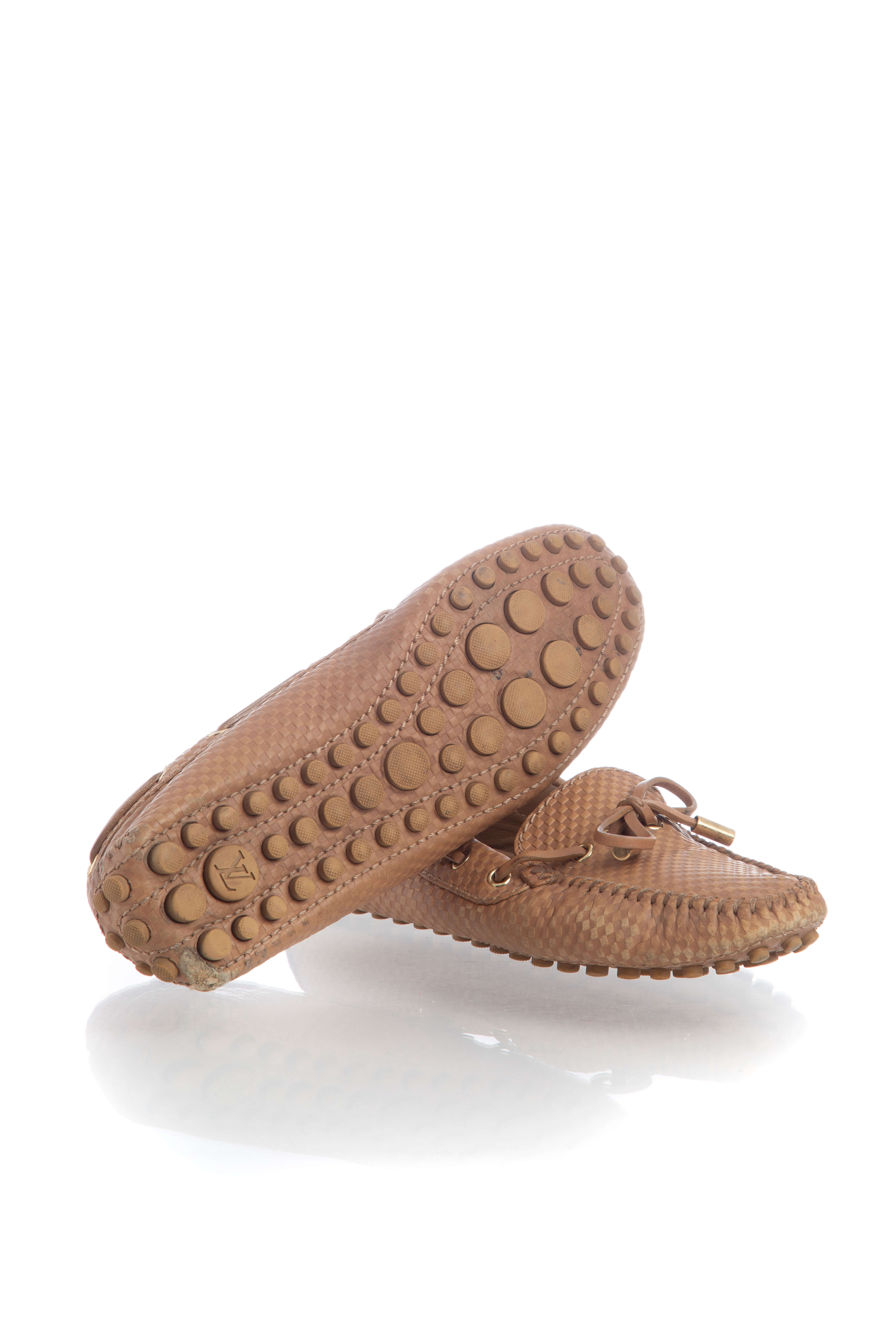 Louis Vuitton, Talla 6