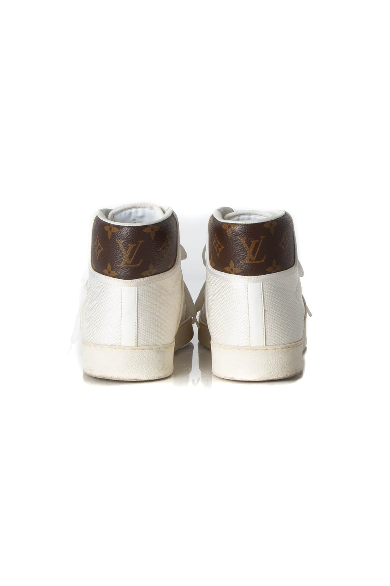Louis Vuitton, Talla 9.5 USA