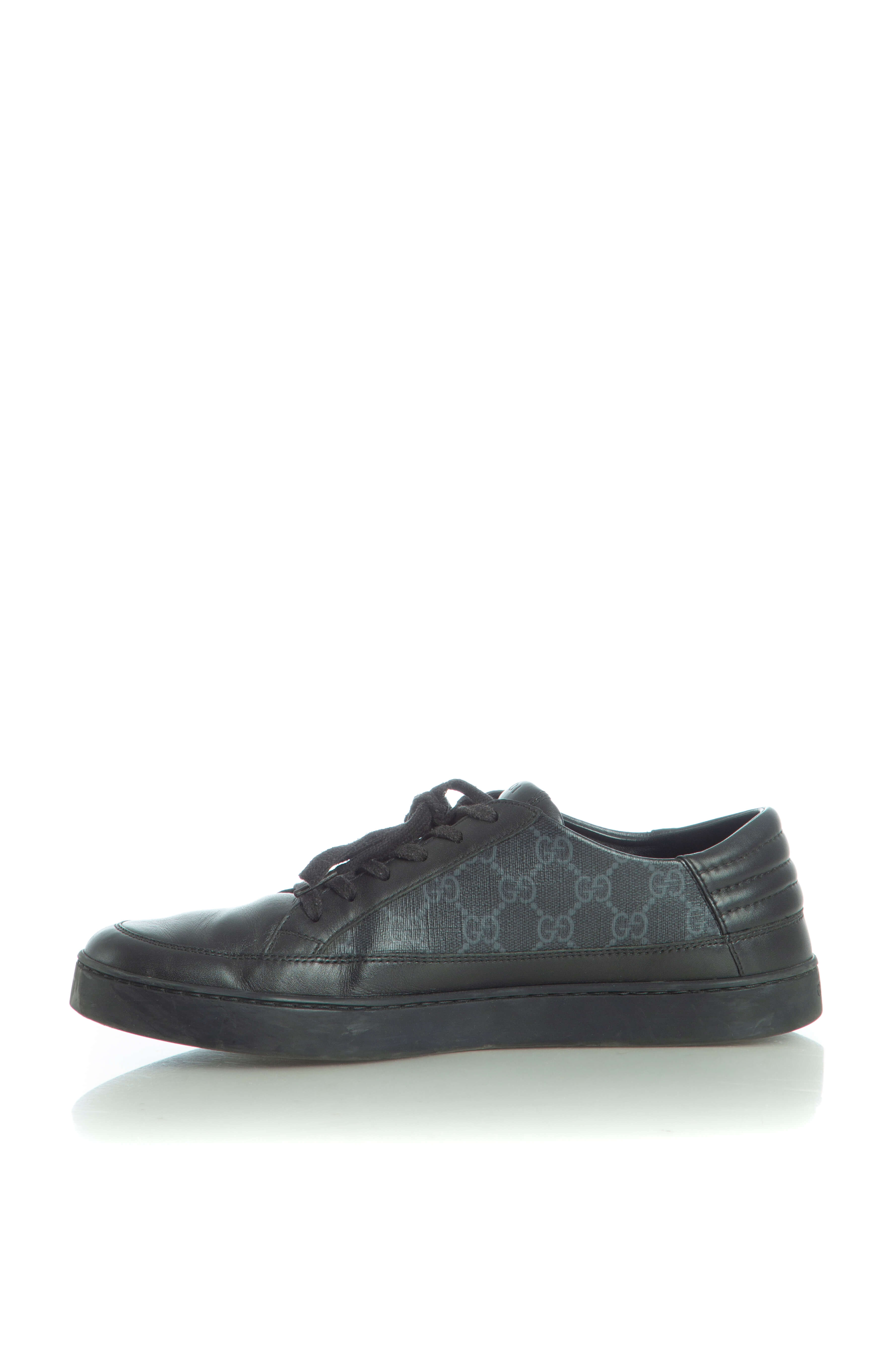 Gucci, Talla 10