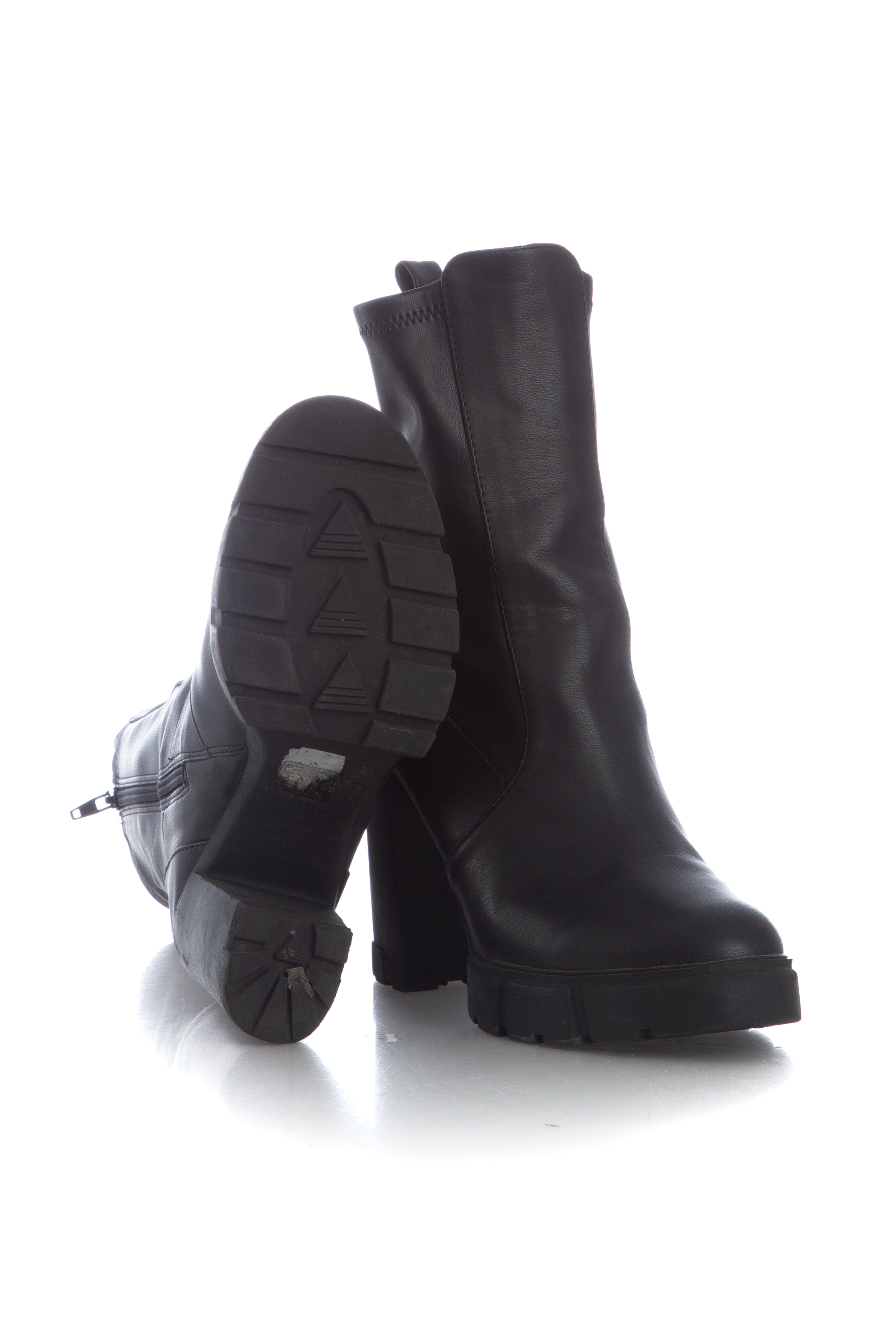 Aldo, Talla 10
