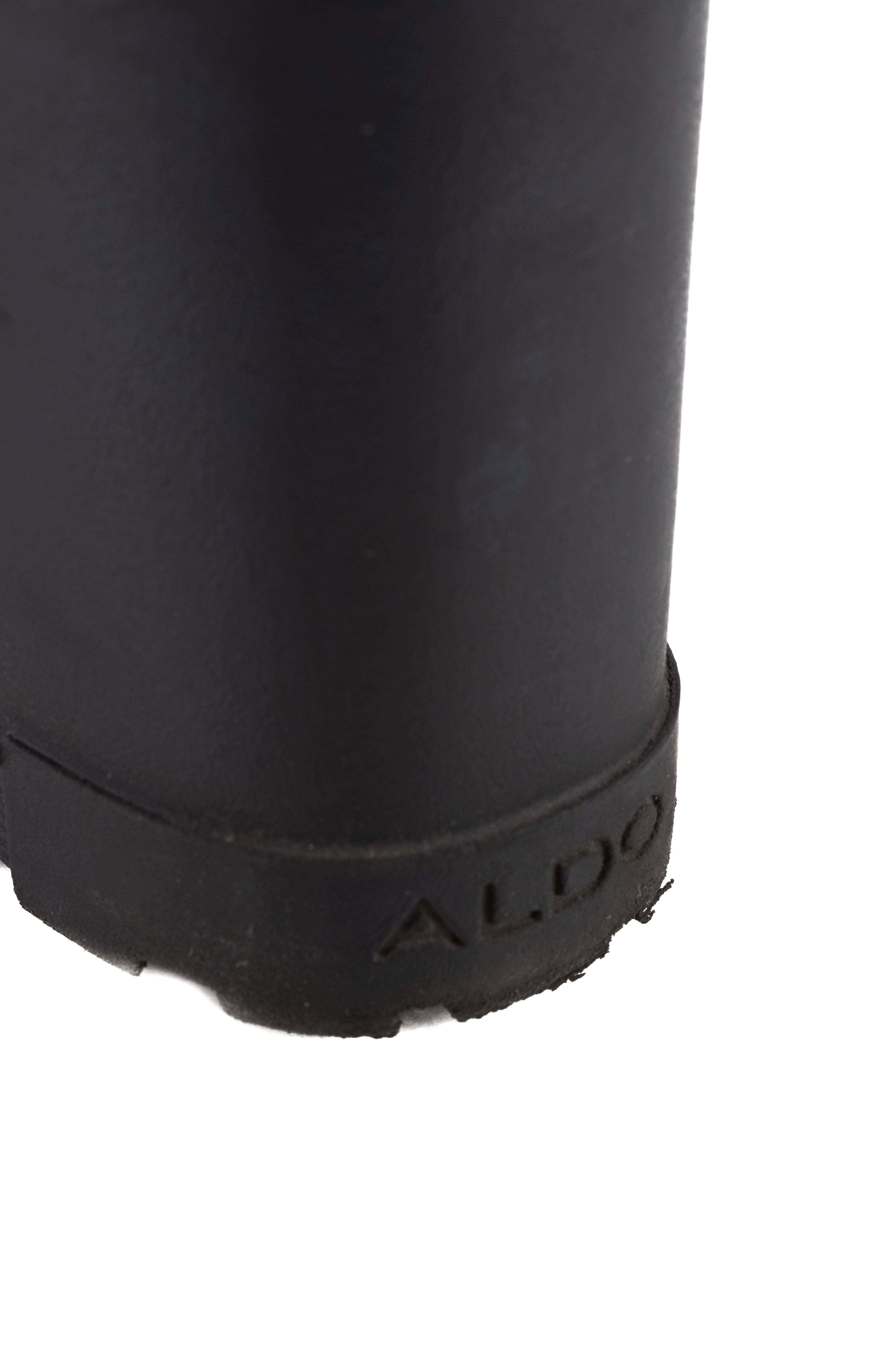 Aldo, Talla 10