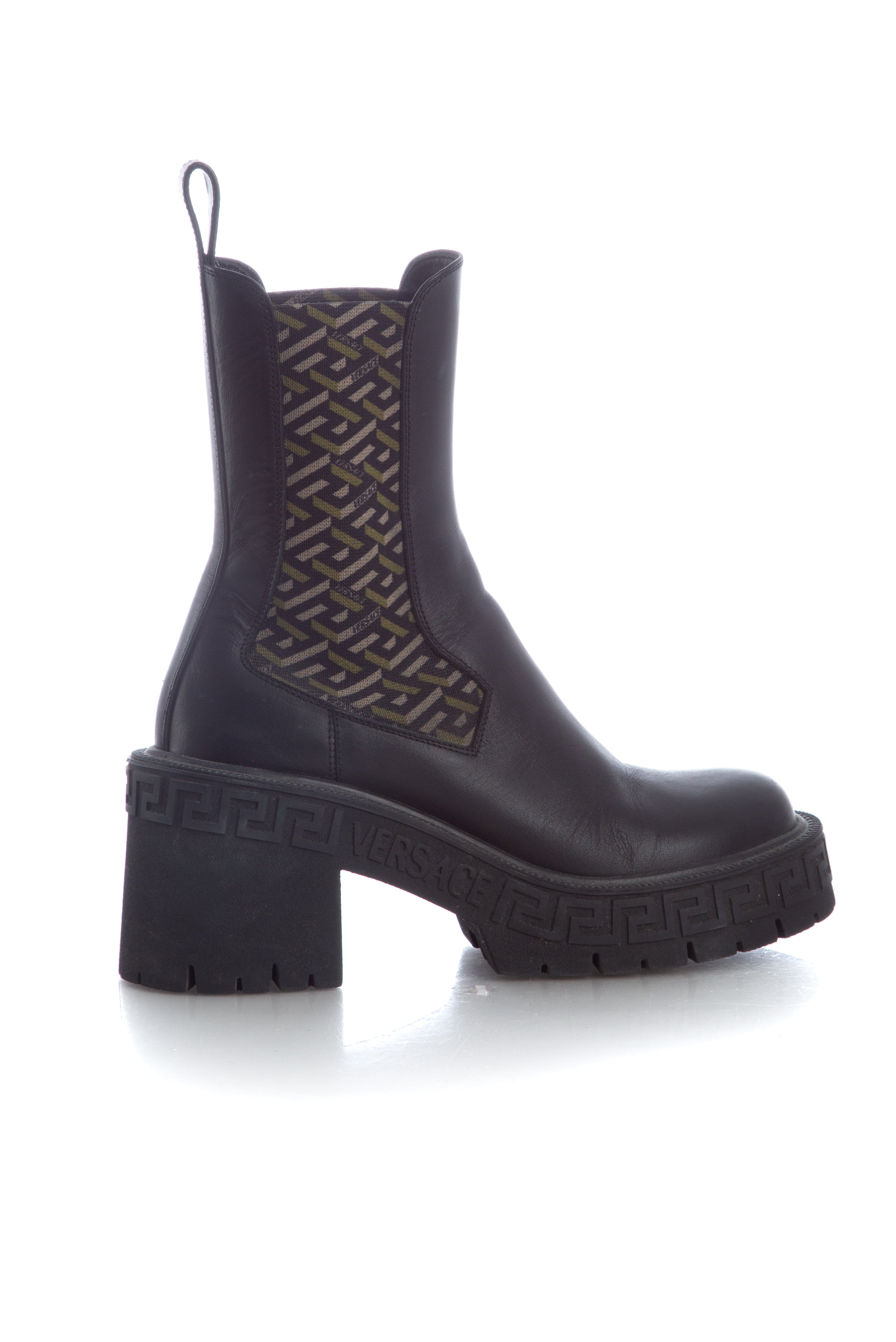Versace, 5 USA