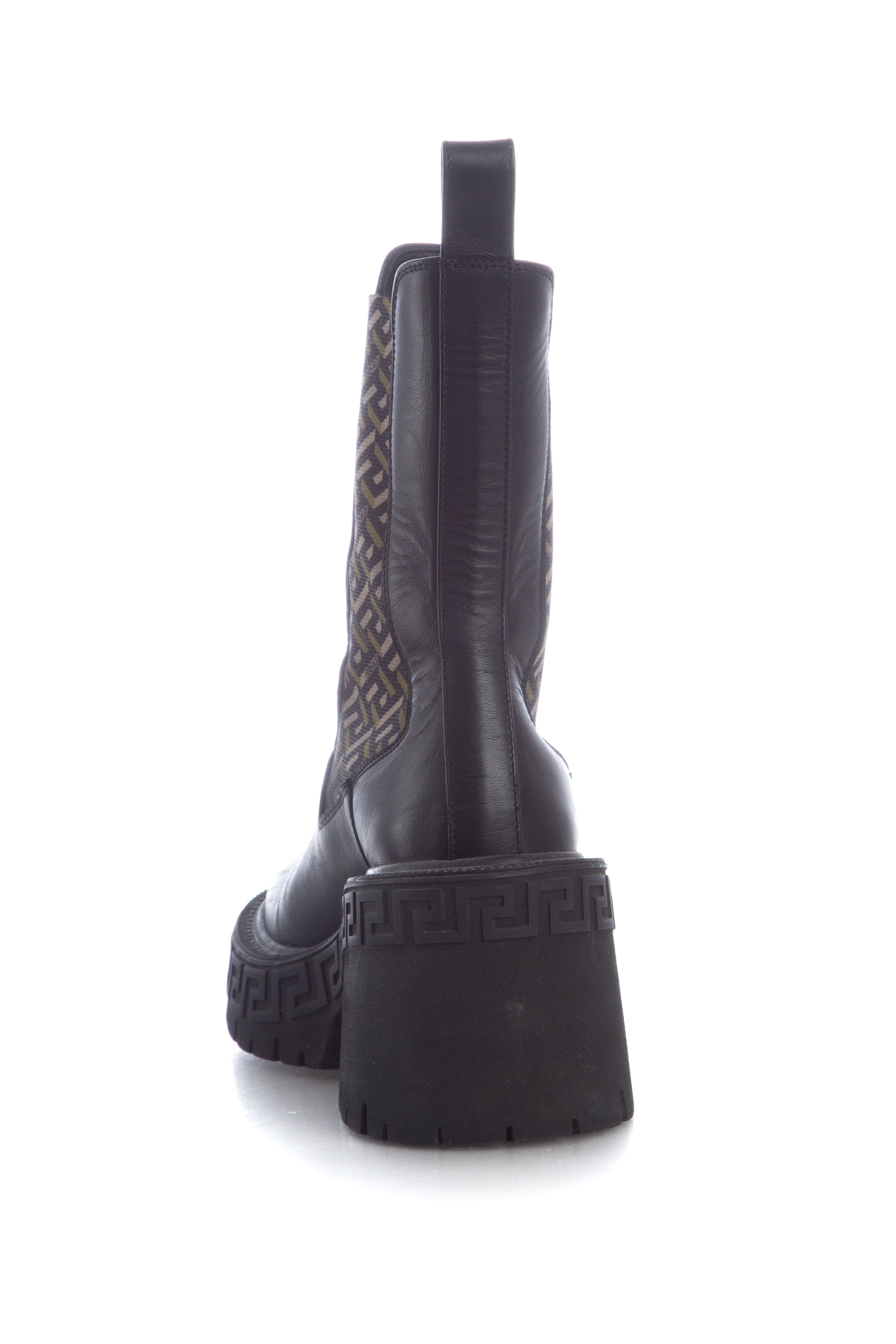 Versace, 5 USA