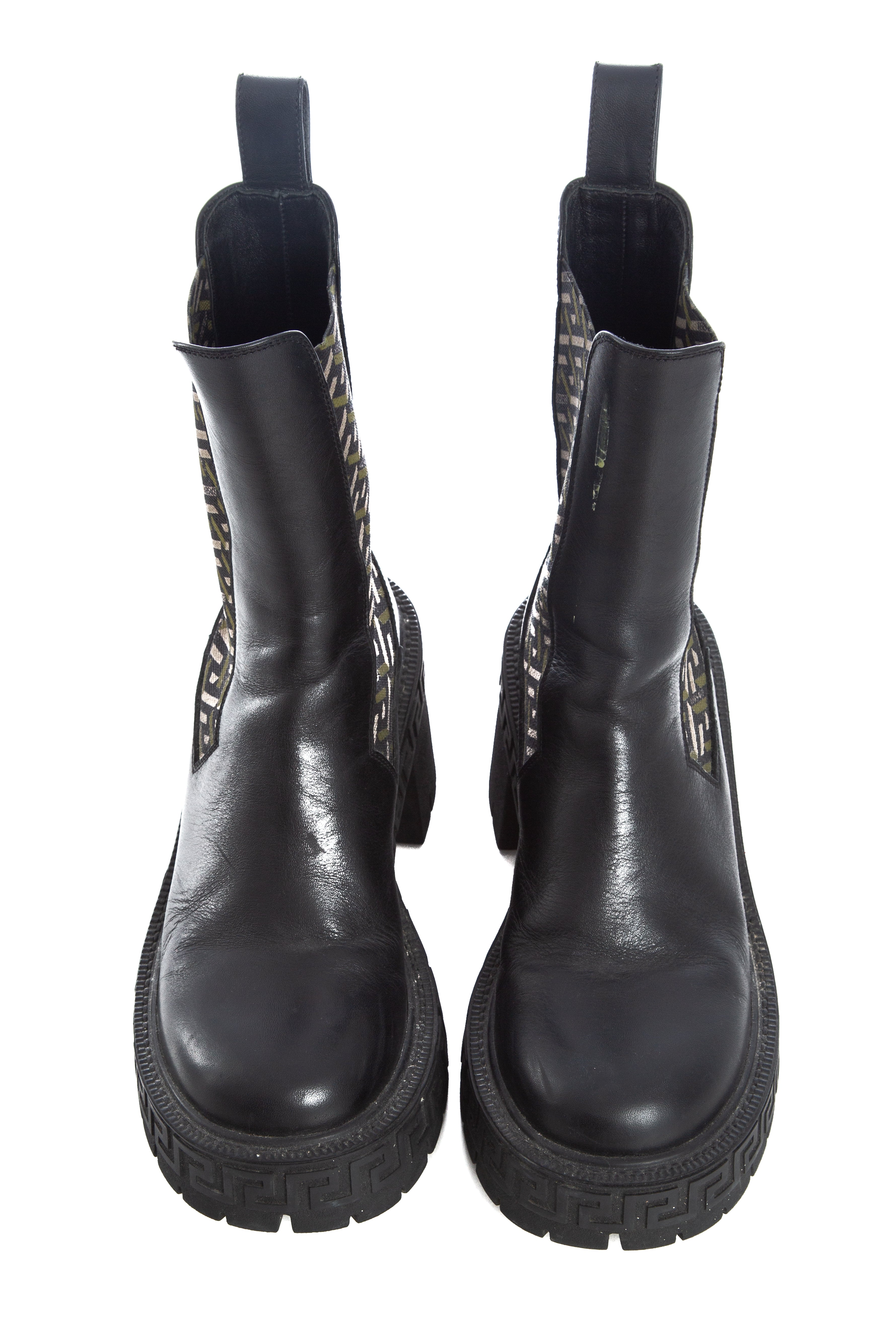 Versace, 5 USA