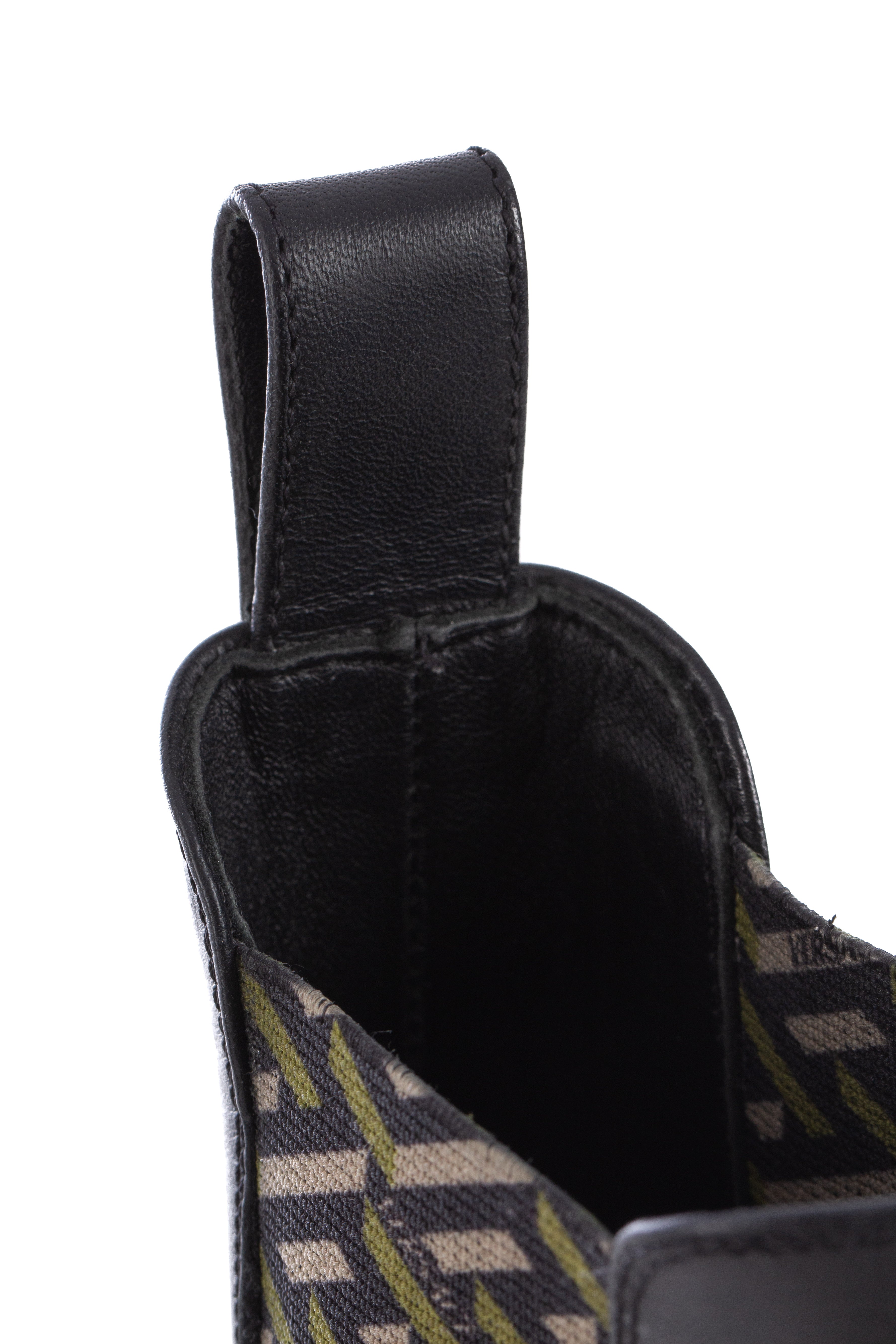 Versace, 5 USA