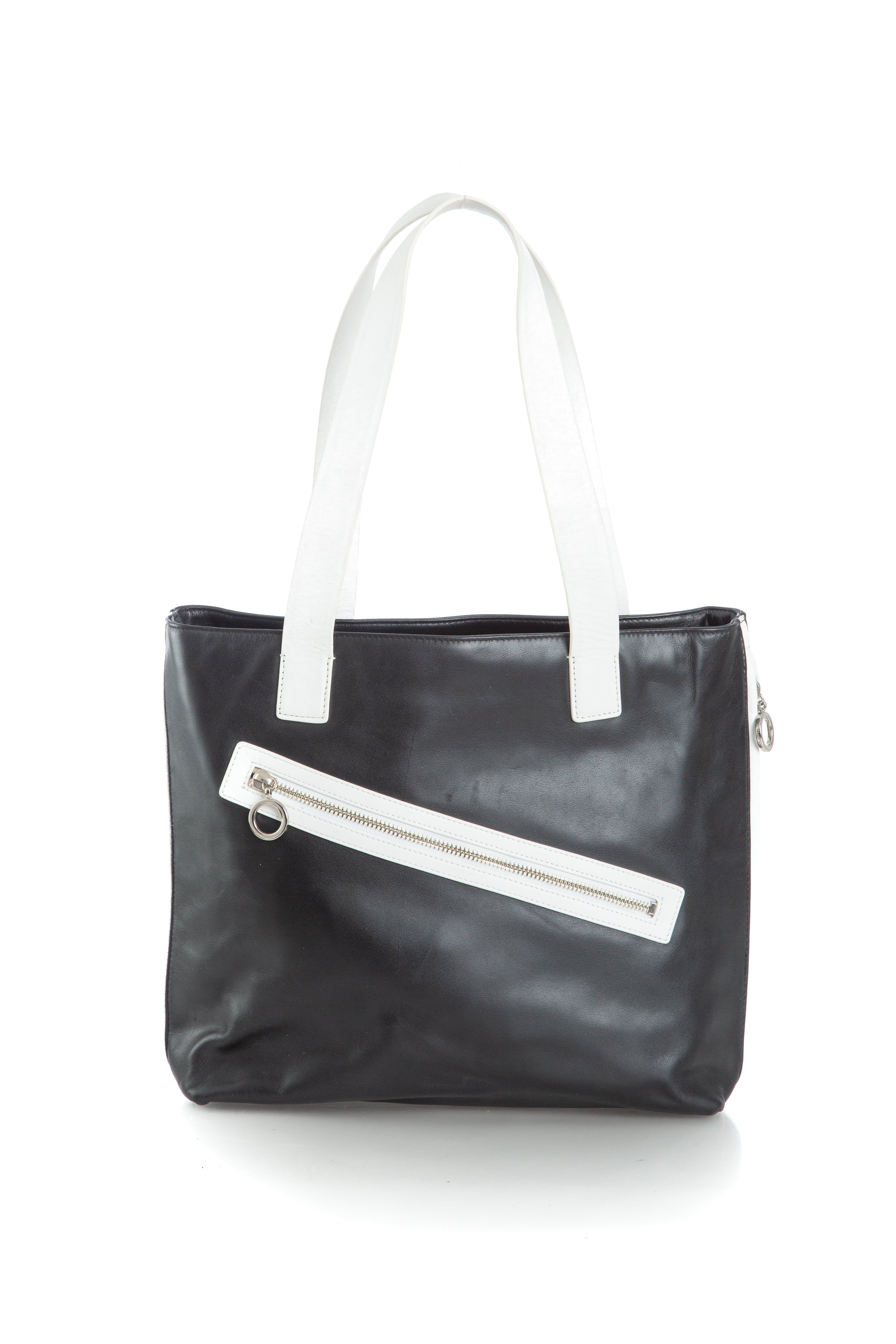 DKNY