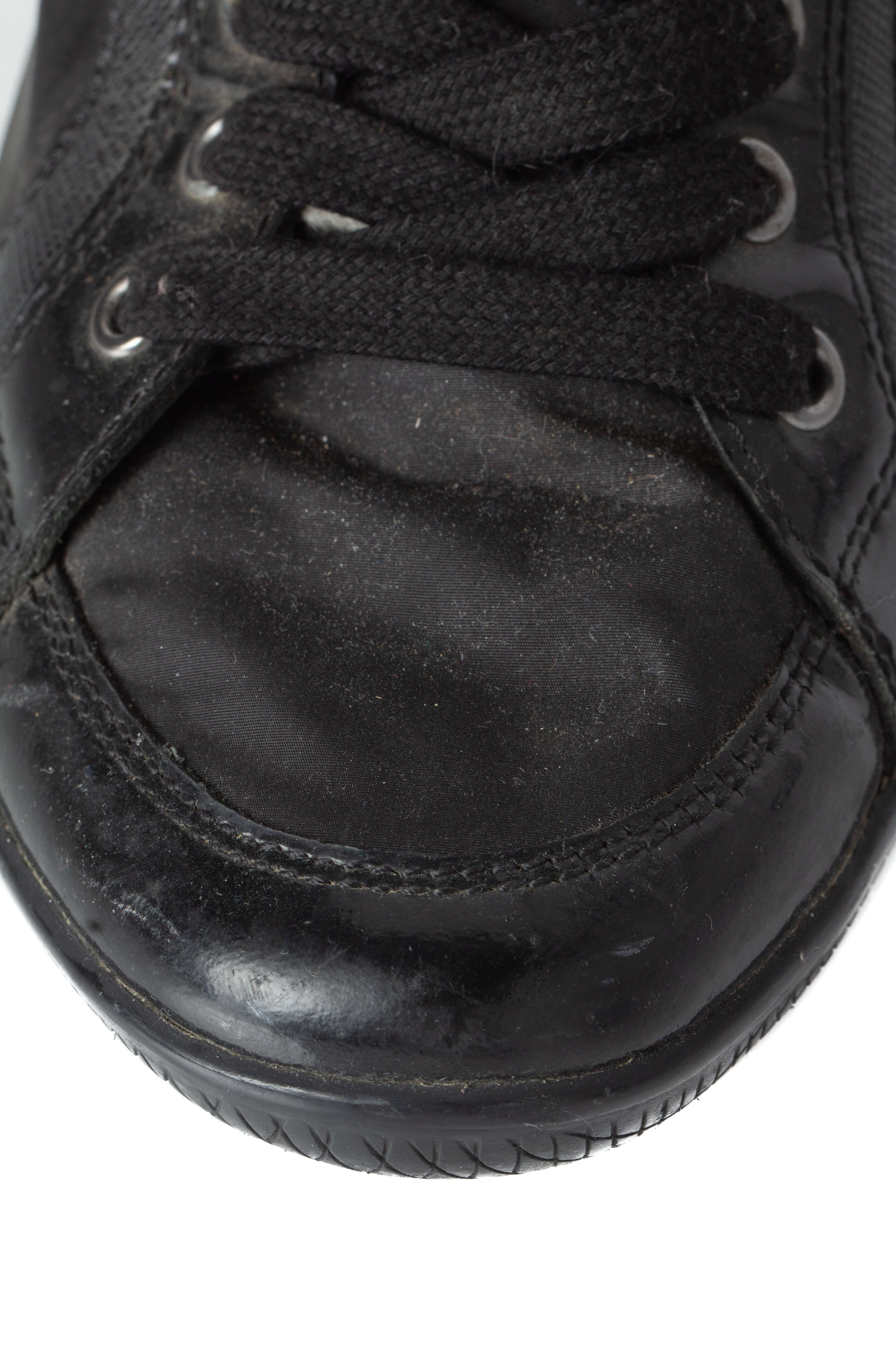 Prada, Talla 7