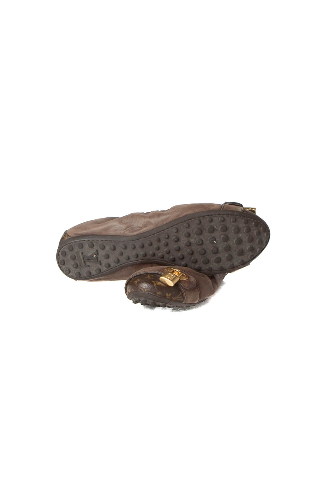 Louis Vuitton, Talla 6