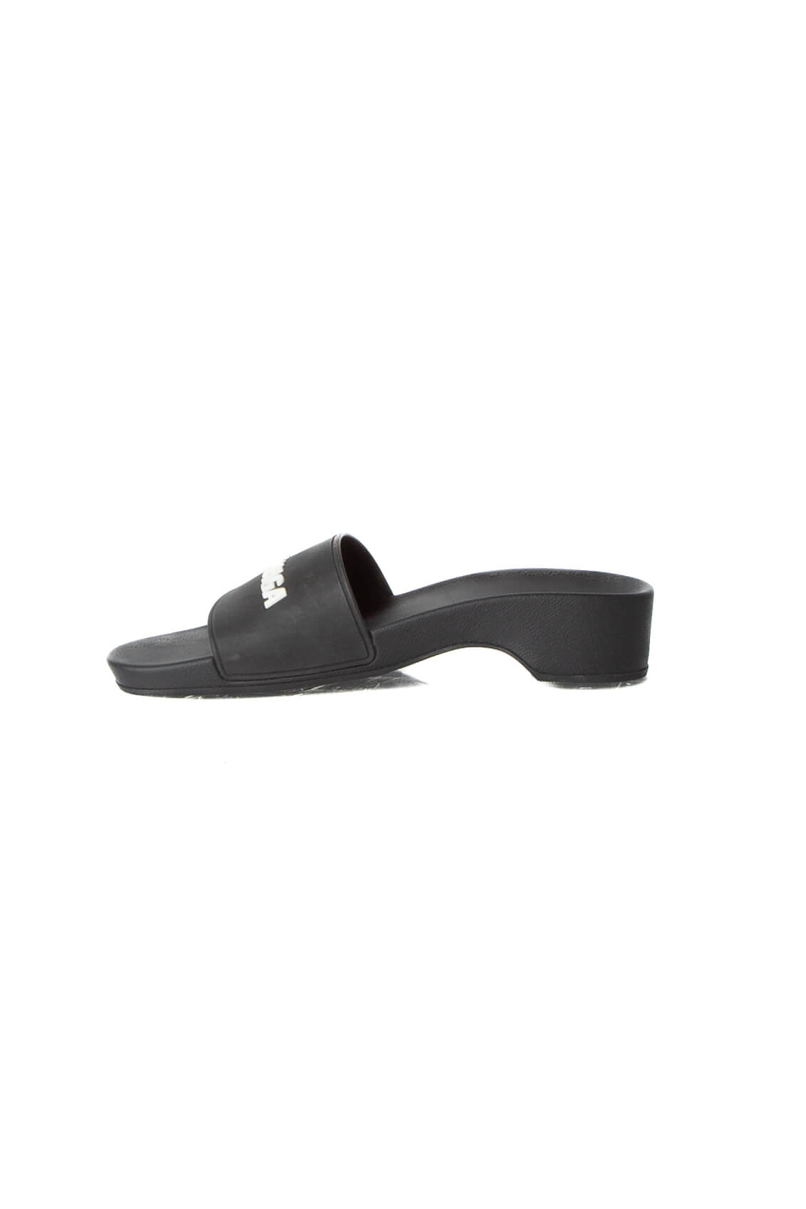 Balenciaga, Talla 9