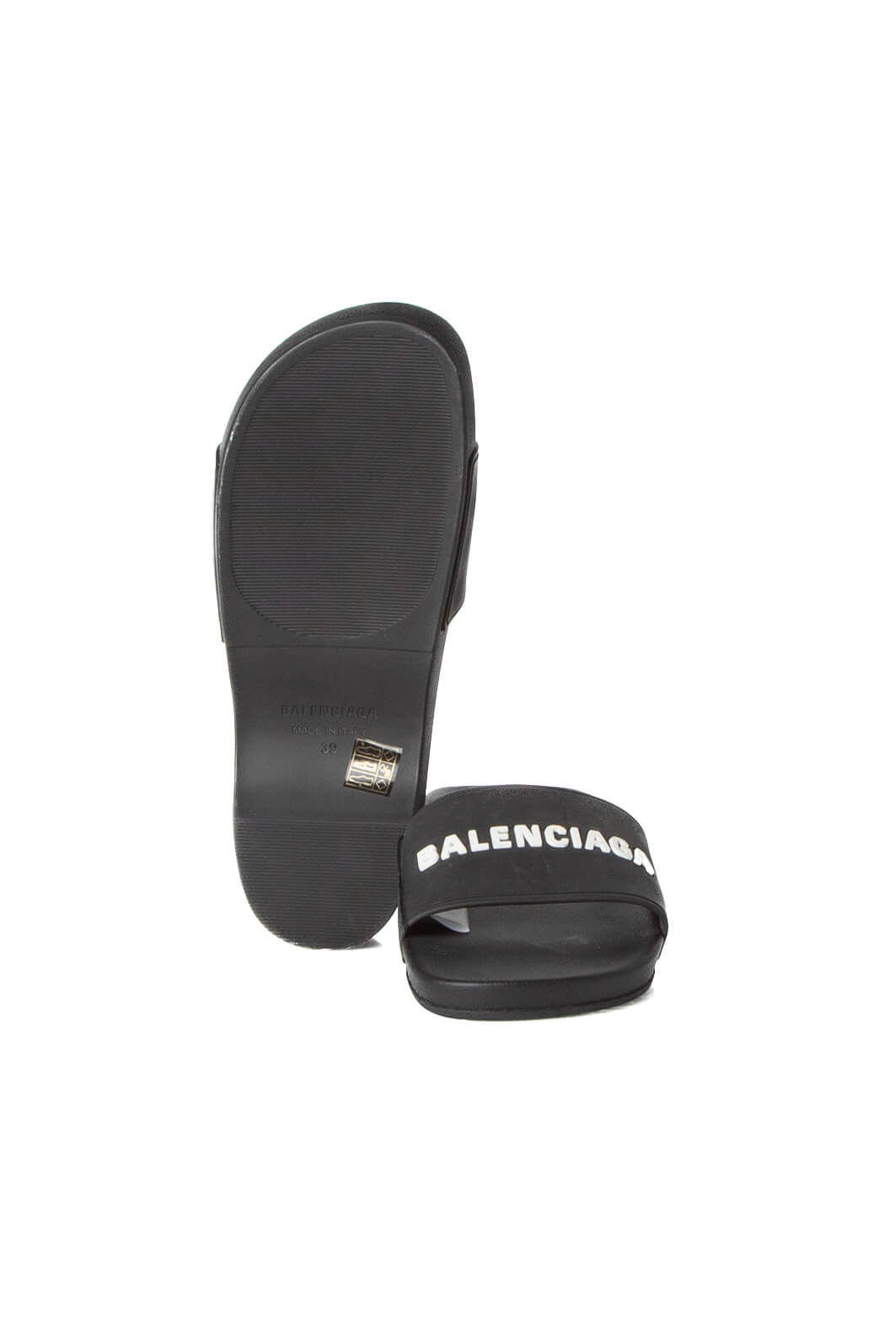 Balenciaga, Talla 9