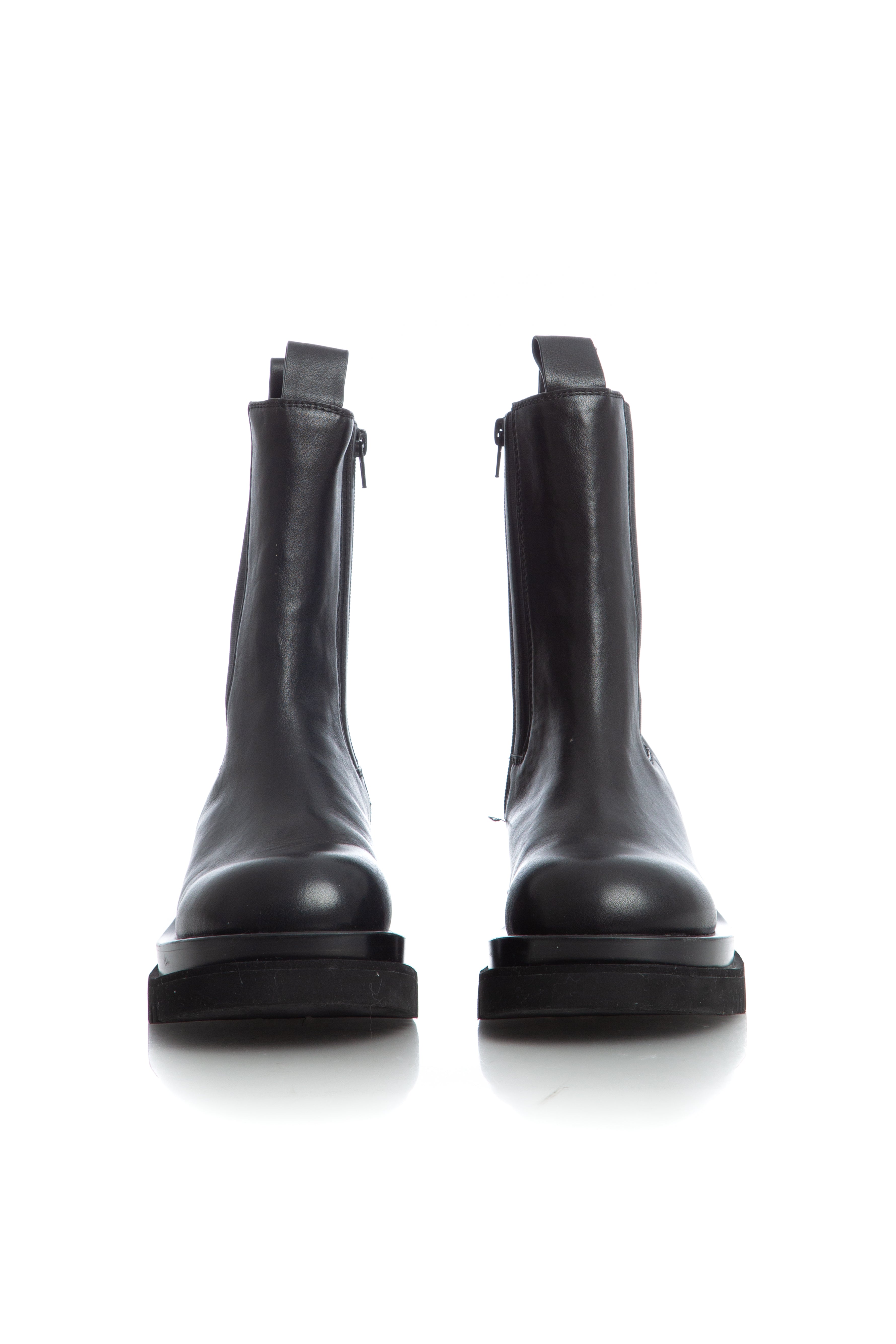 Jeffrey Campbell, Talla 8.5