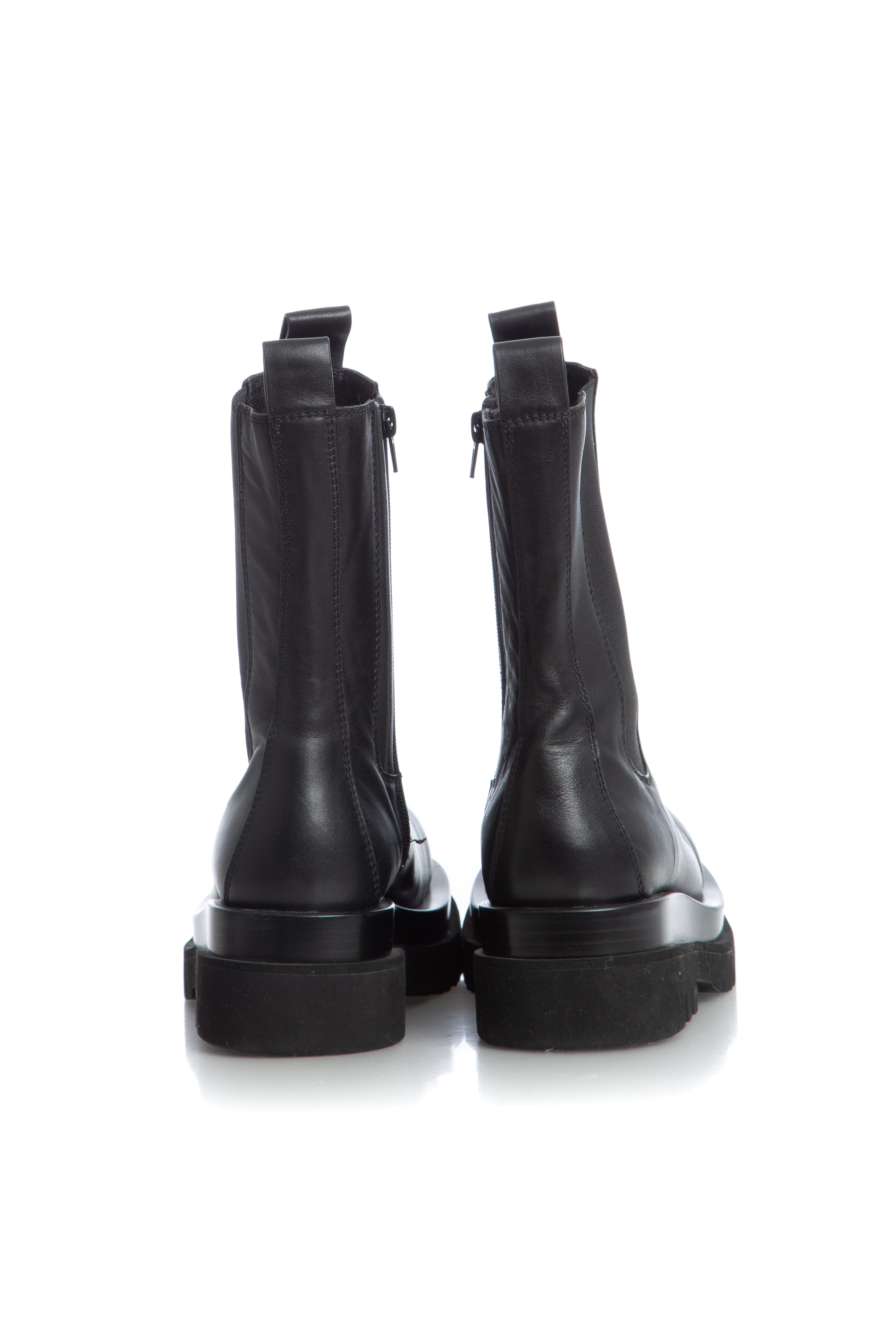 Jeffrey Campbell, Talla 8.5