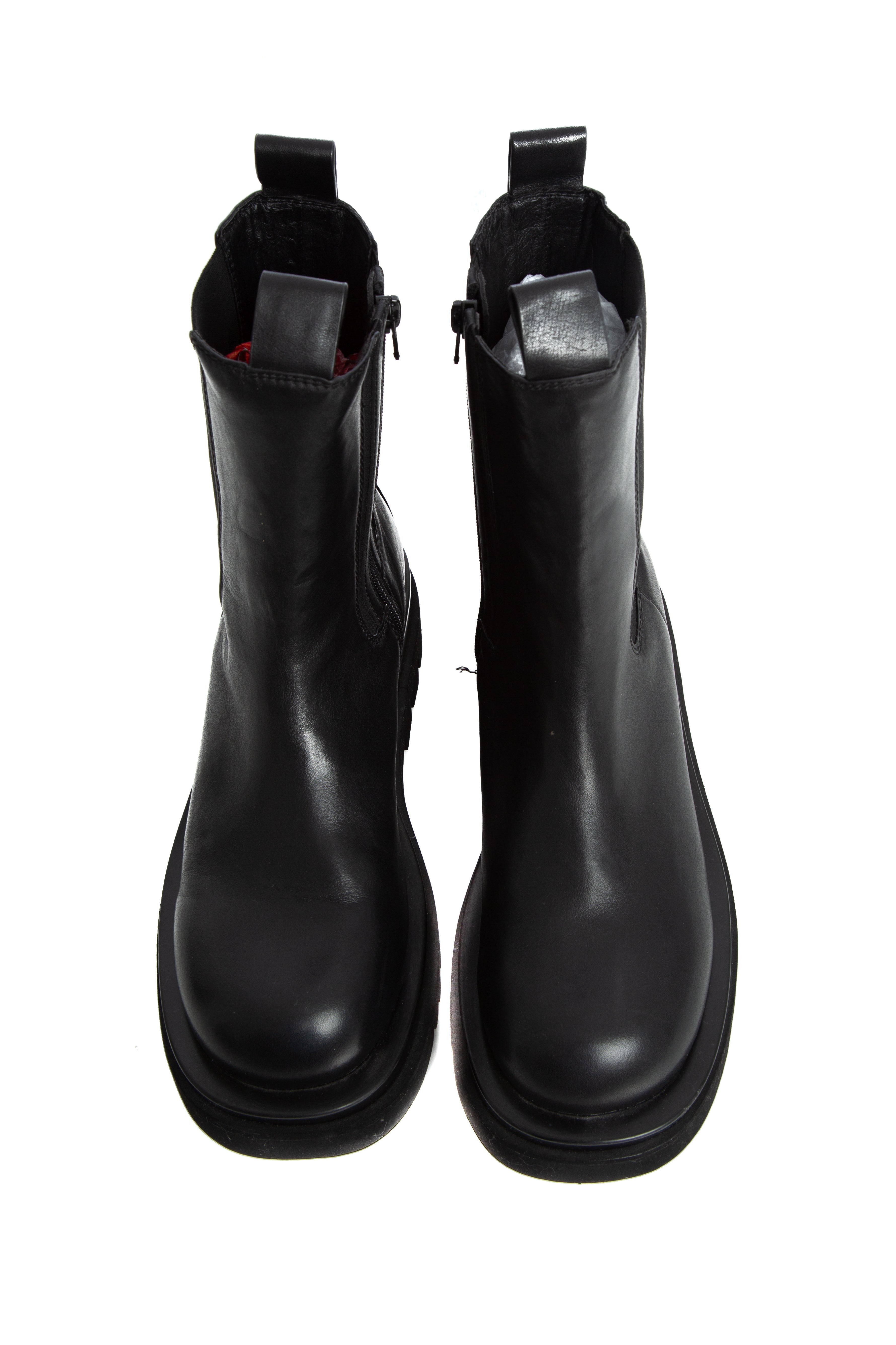 Jeffrey Campbell, Talla 8.5