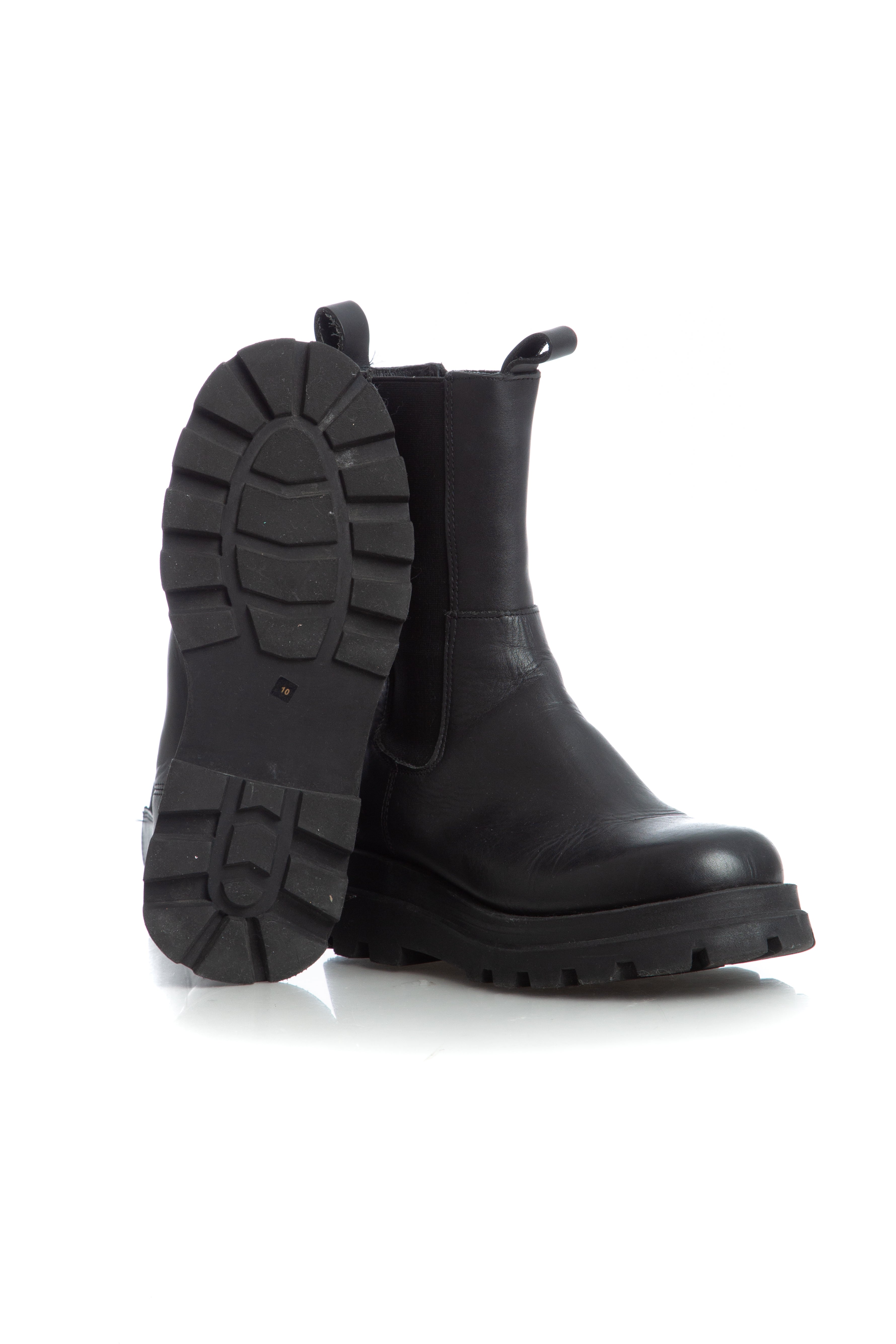 Steve Madden, Talla 10