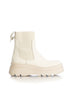 Steve Madden, Talla 9