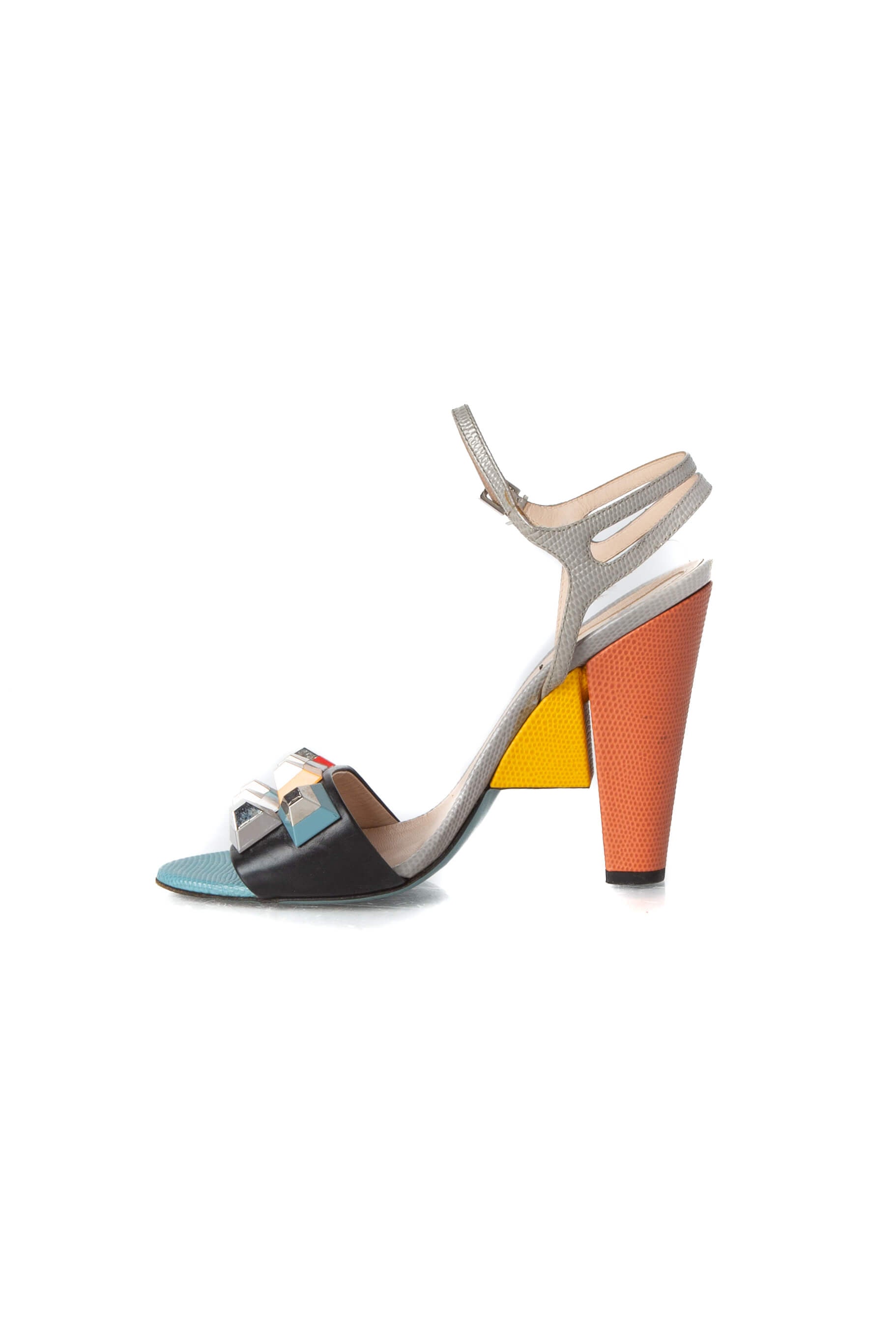 Fendi, Talla 10