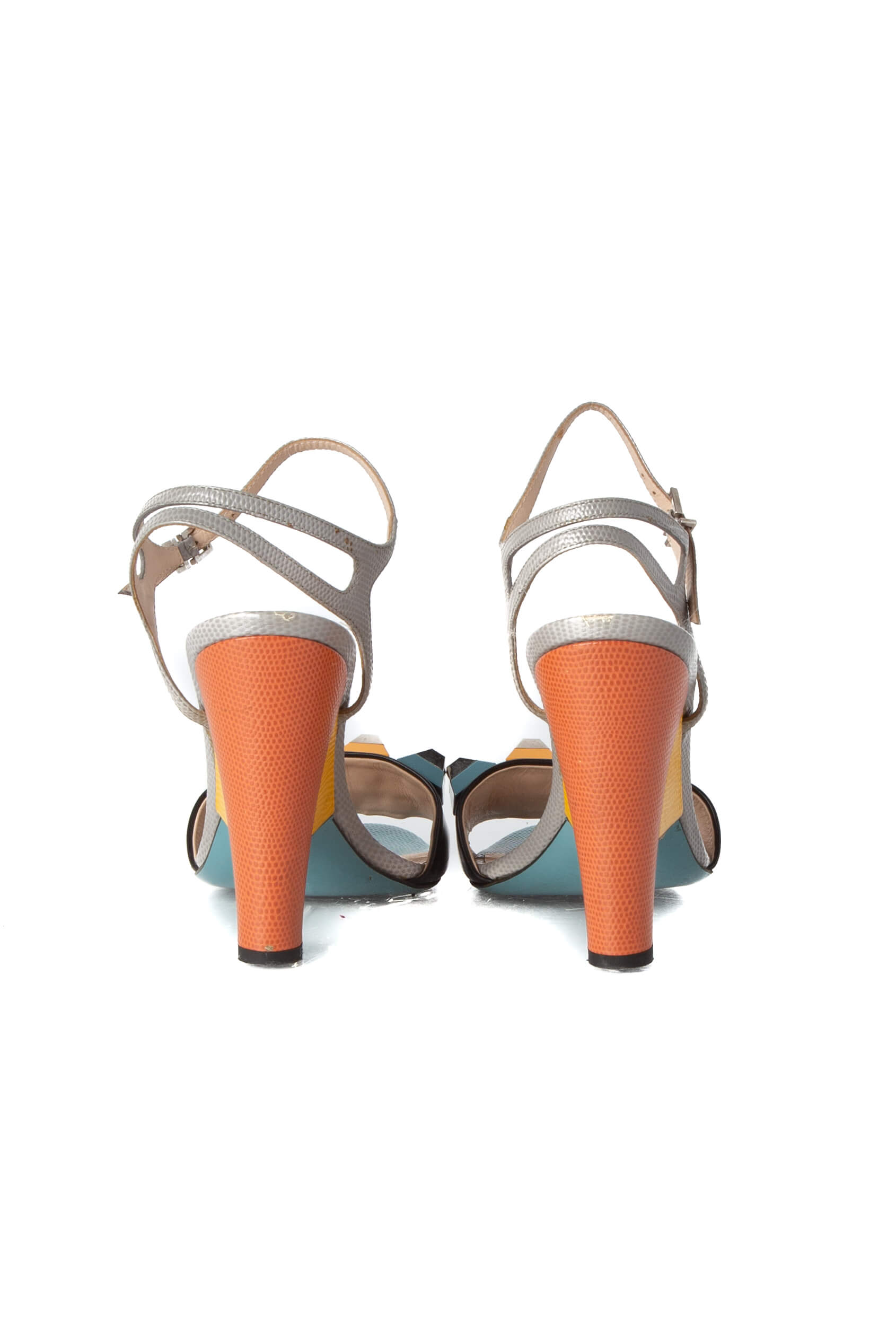 Fendi, Talla 10