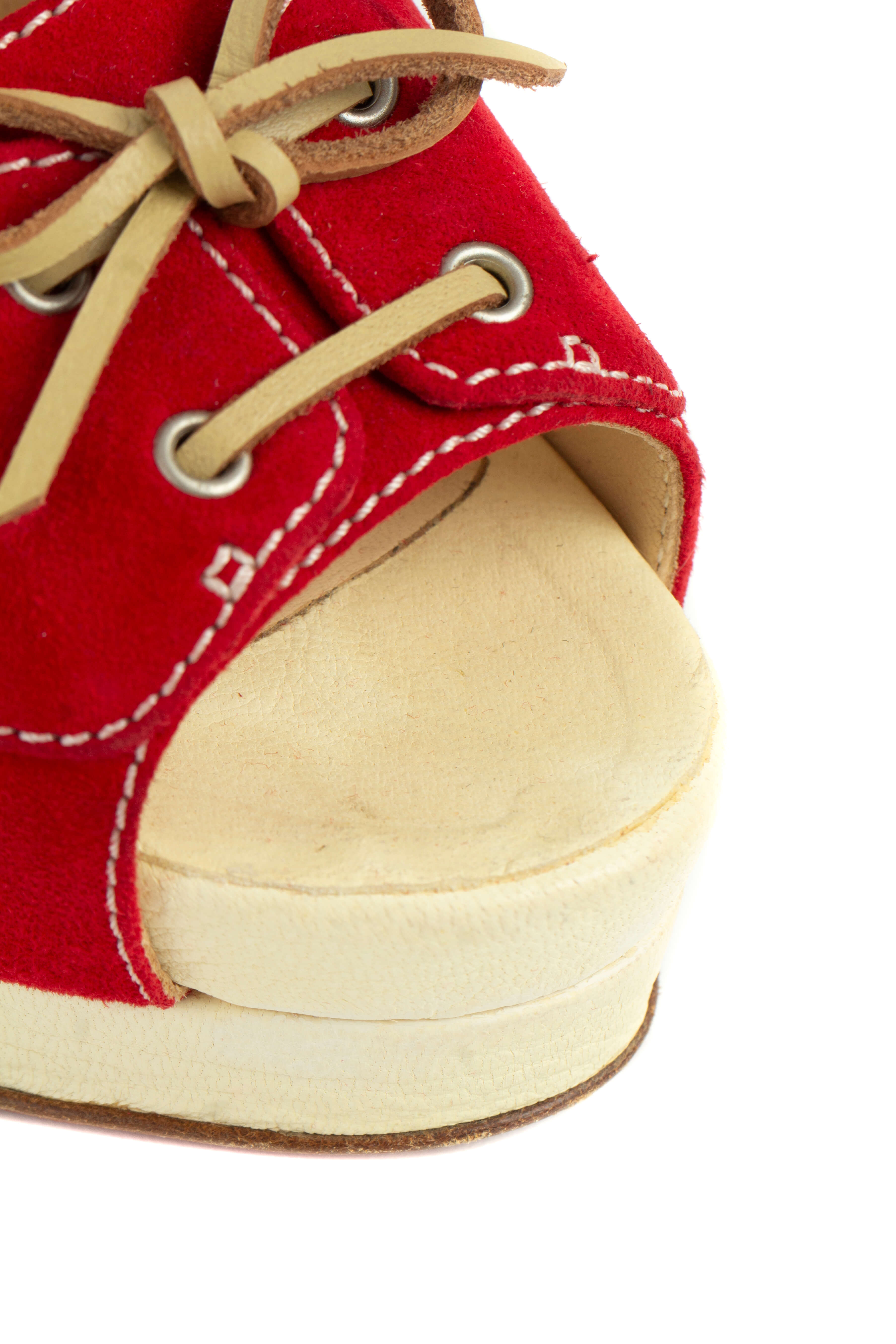 Christian Louboutin, Talla 8