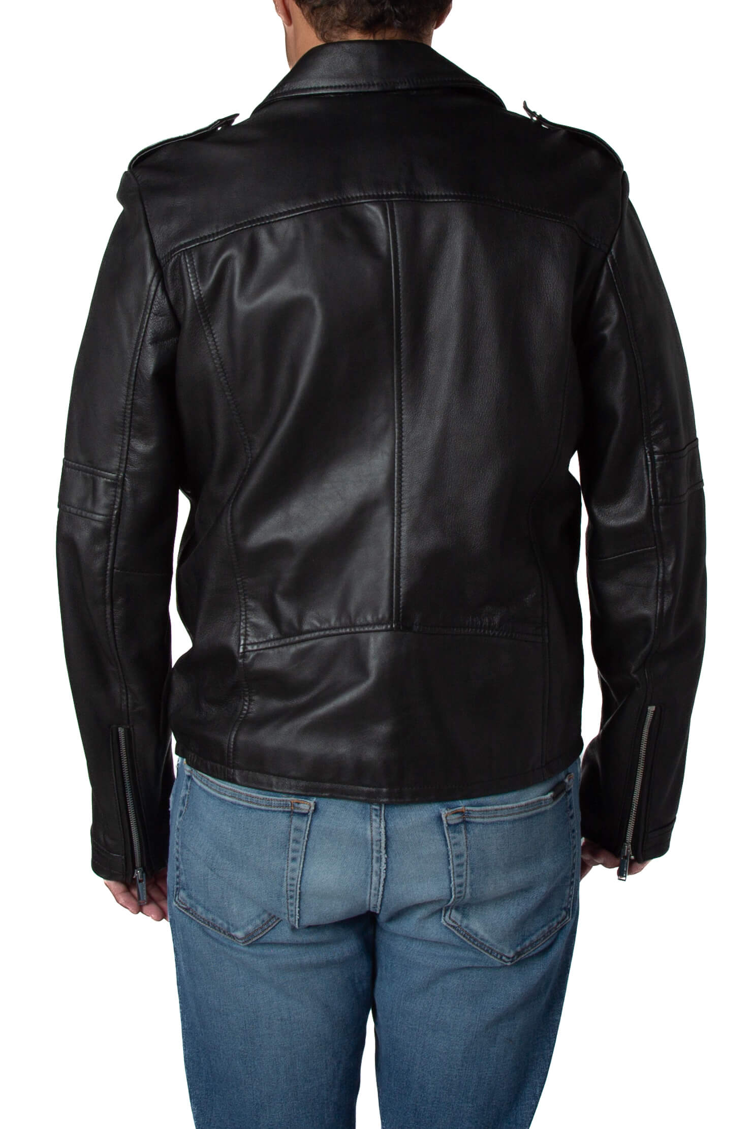 Karl Lagerfeld, Talla L