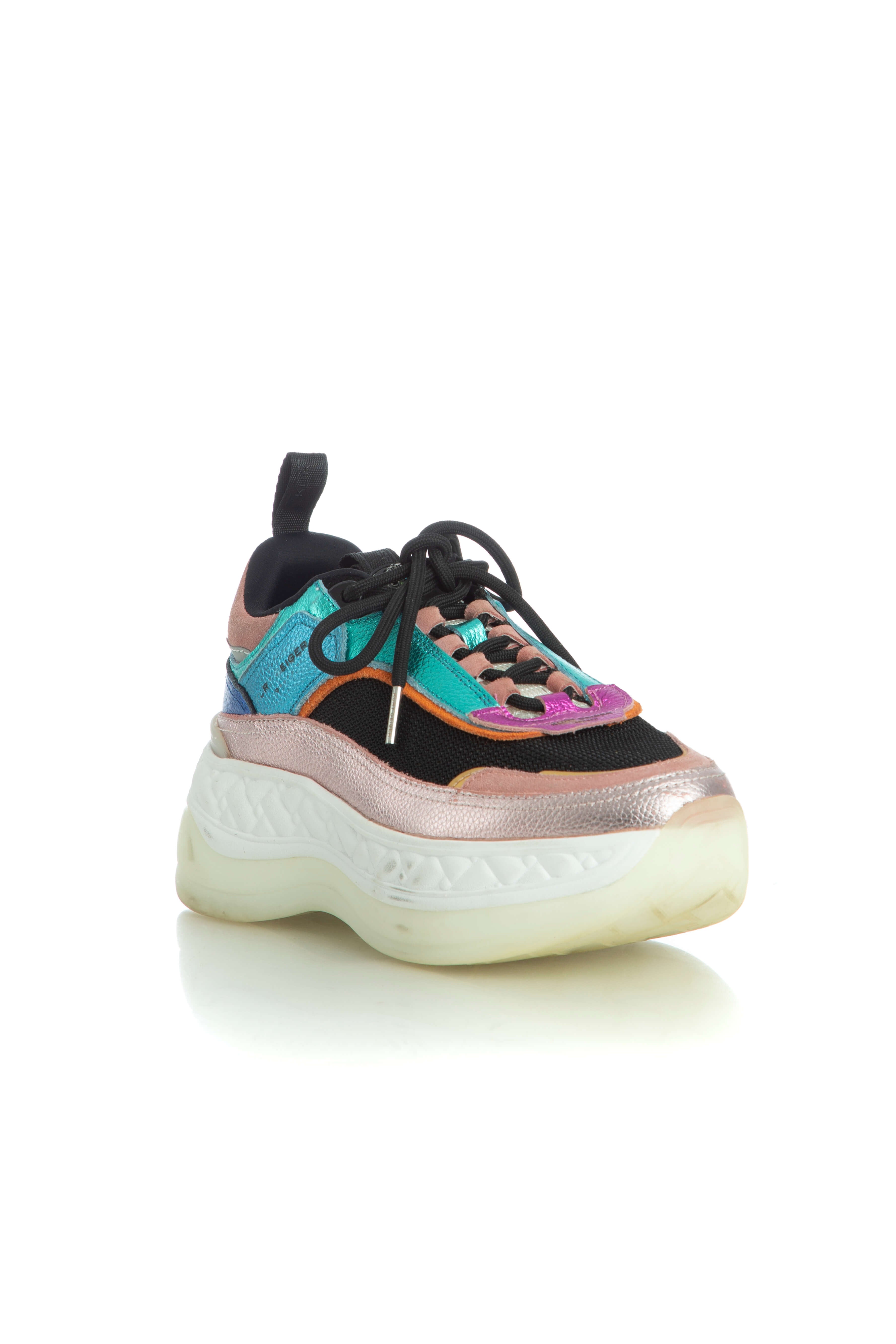 Kurt Geiger, Talla 8