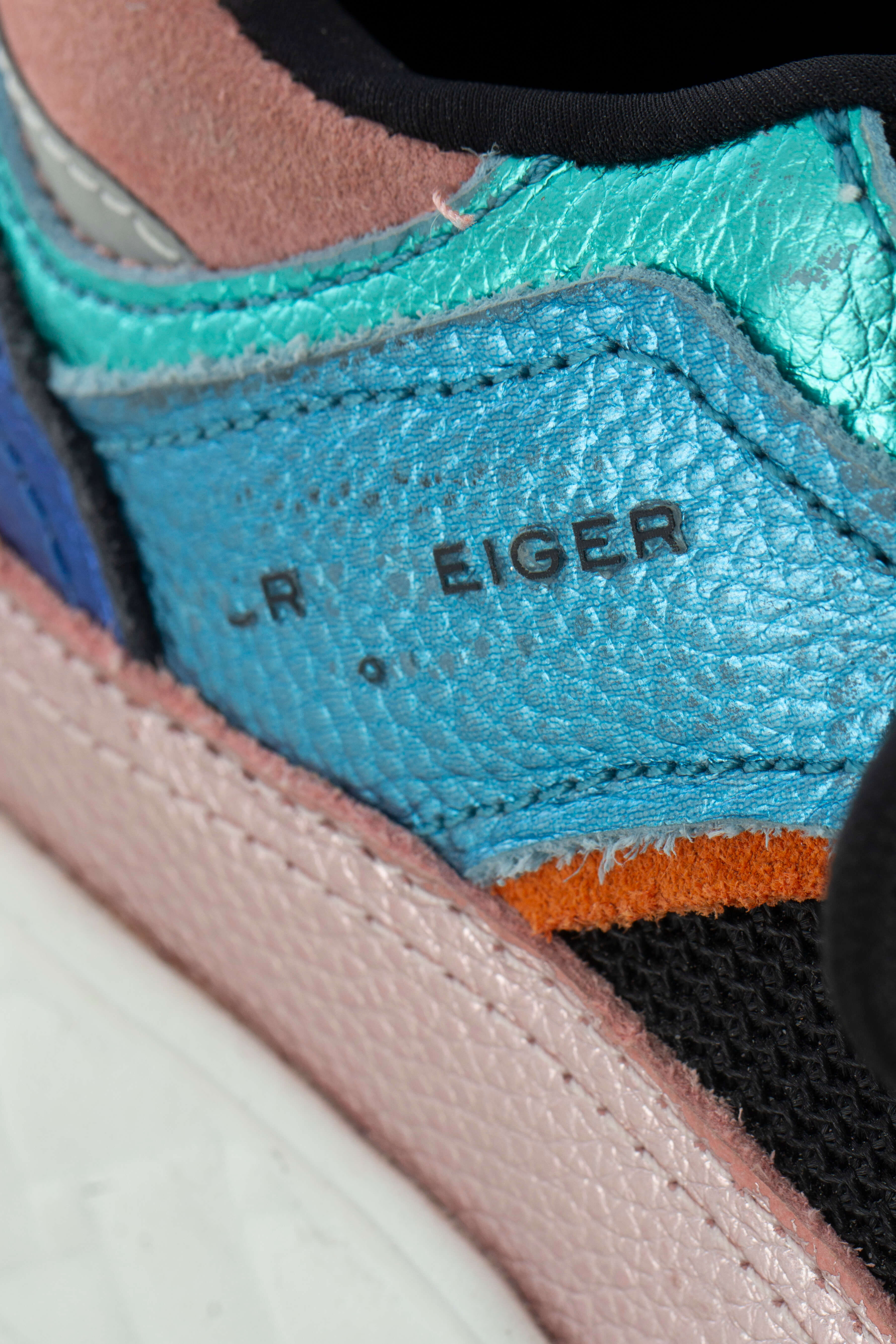Kurt Geiger, Talla 8