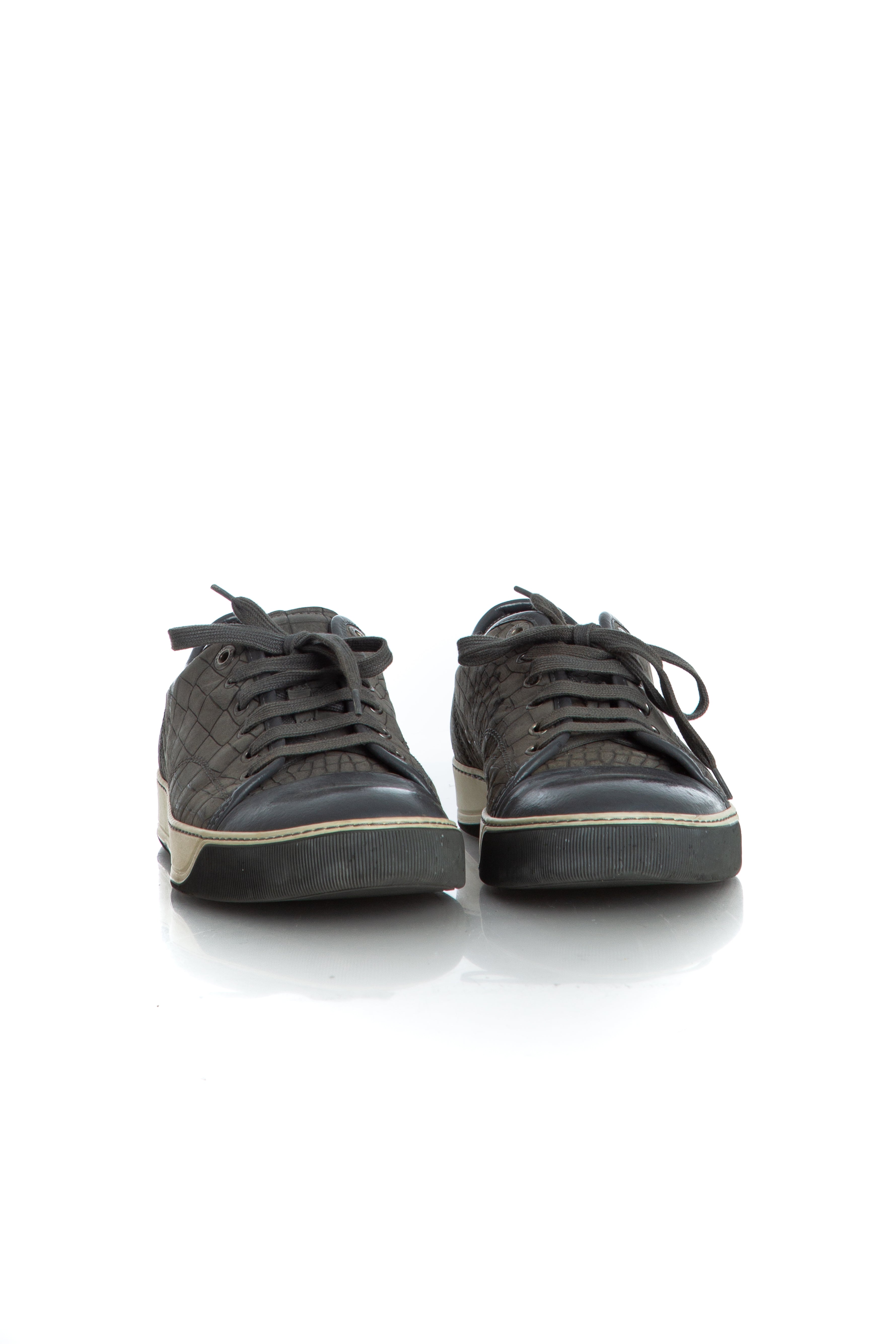 Lanvin, 8 USA