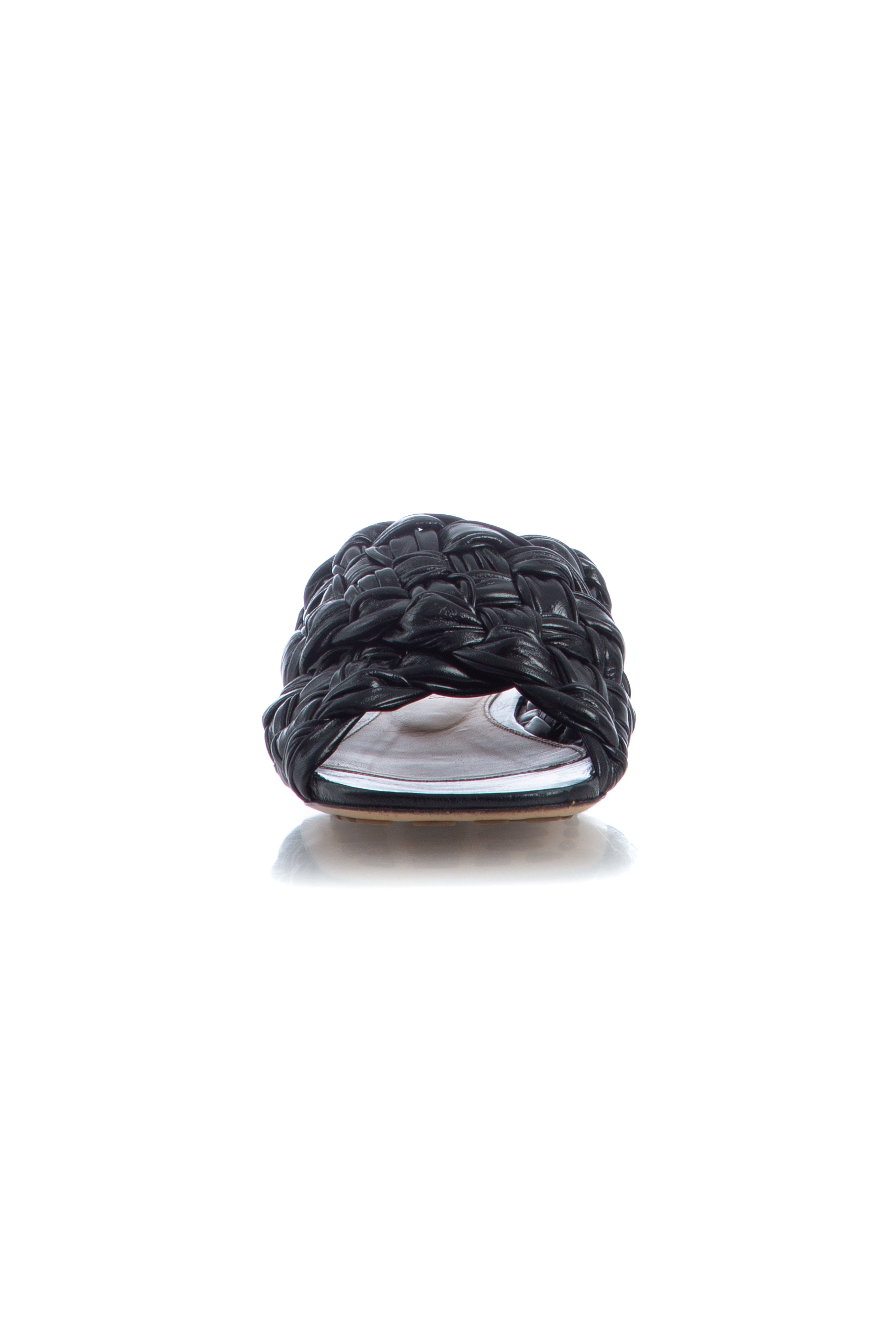 Bottega Veneta, 7 USA