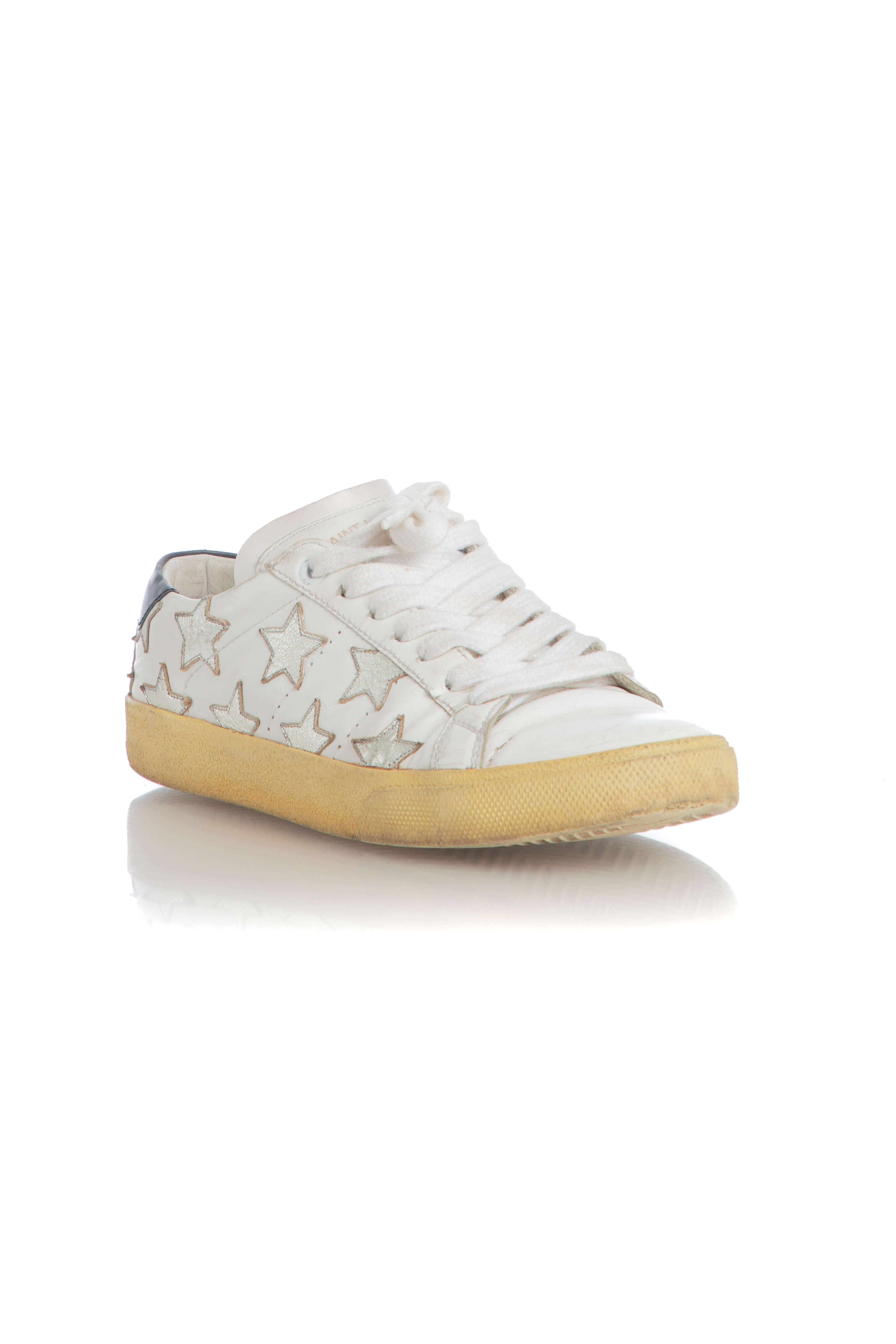 Saint Laurent, Talla 6