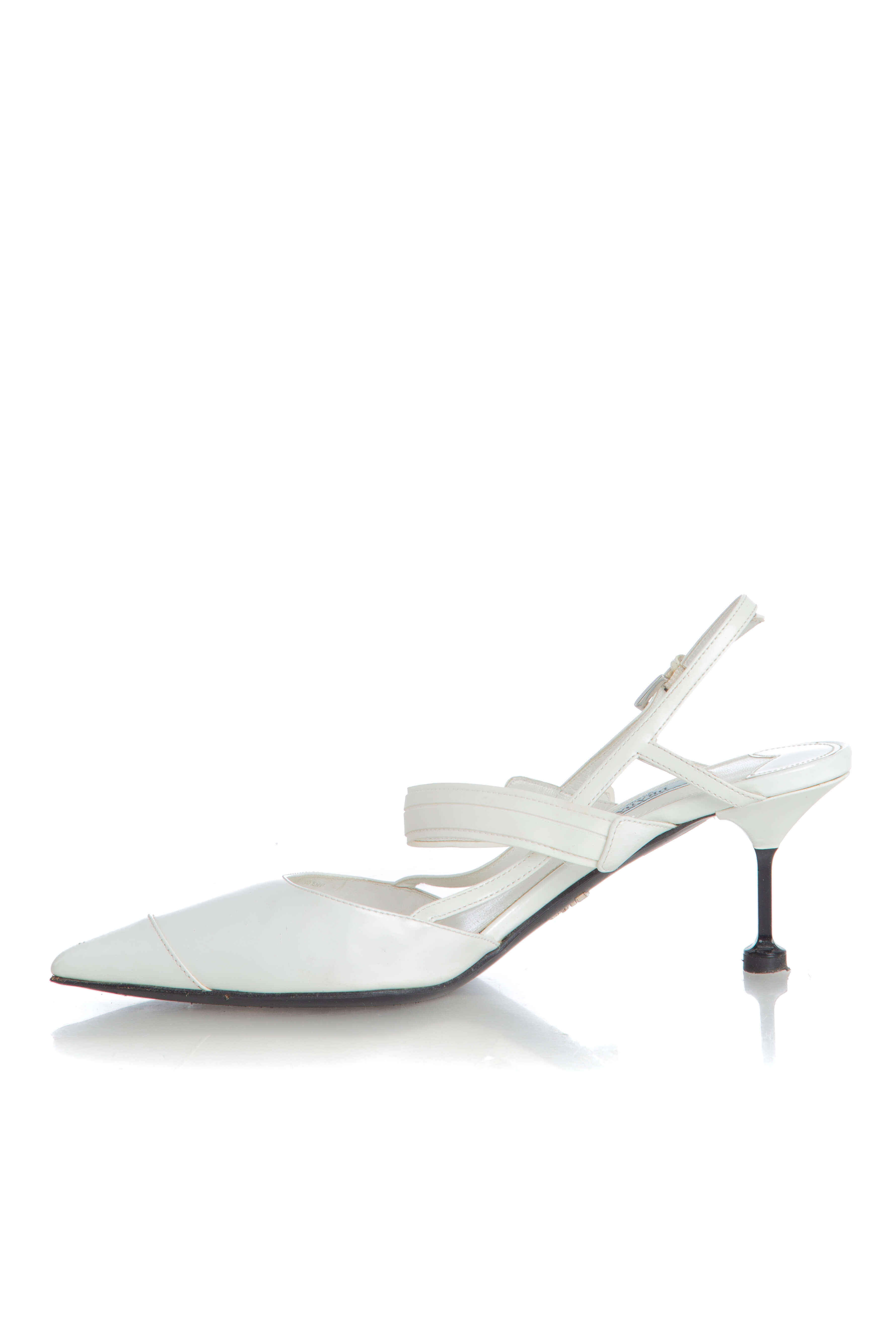 Prada, Talla 8
