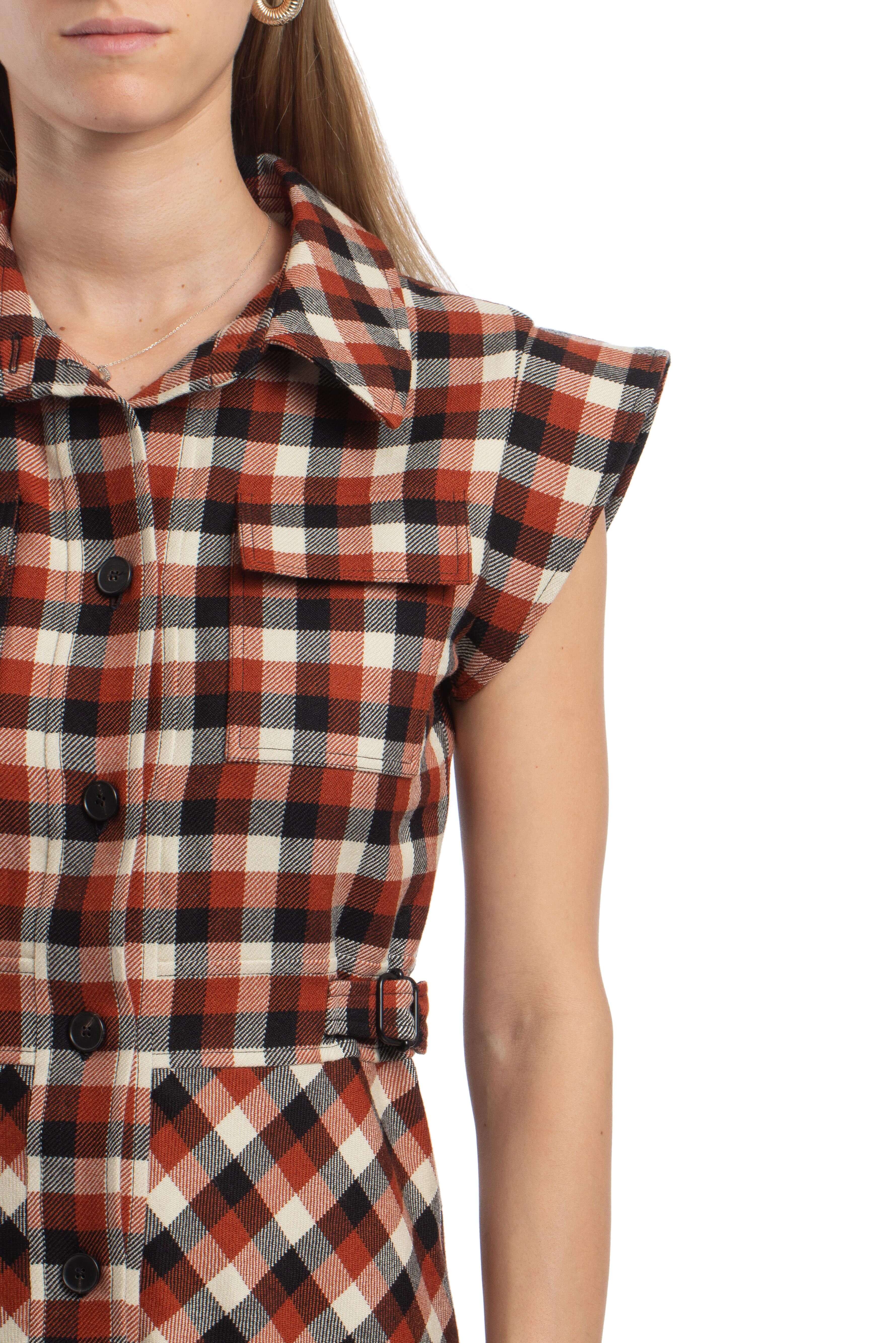 Christian Dior, Talla 4