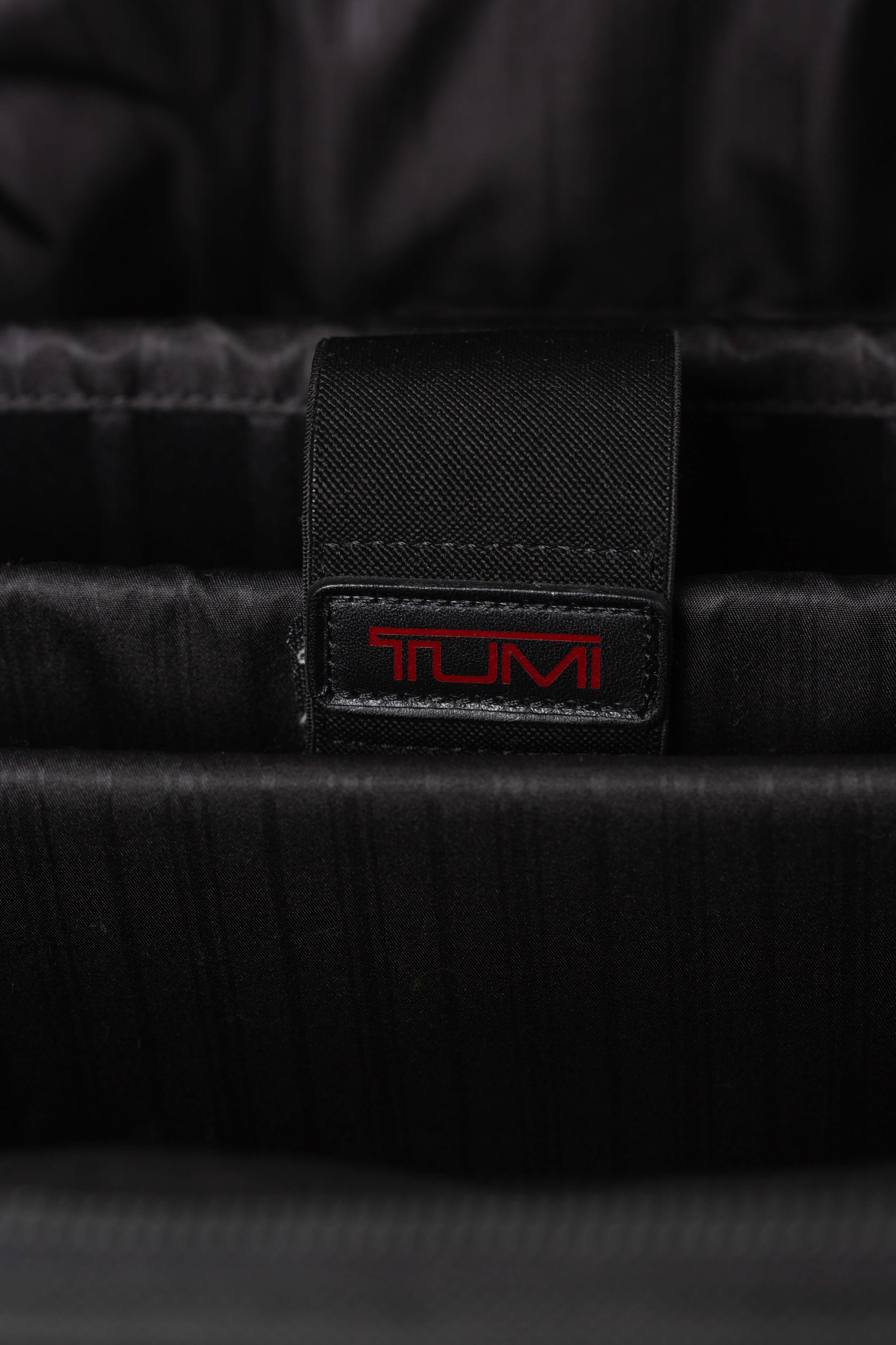Tumi