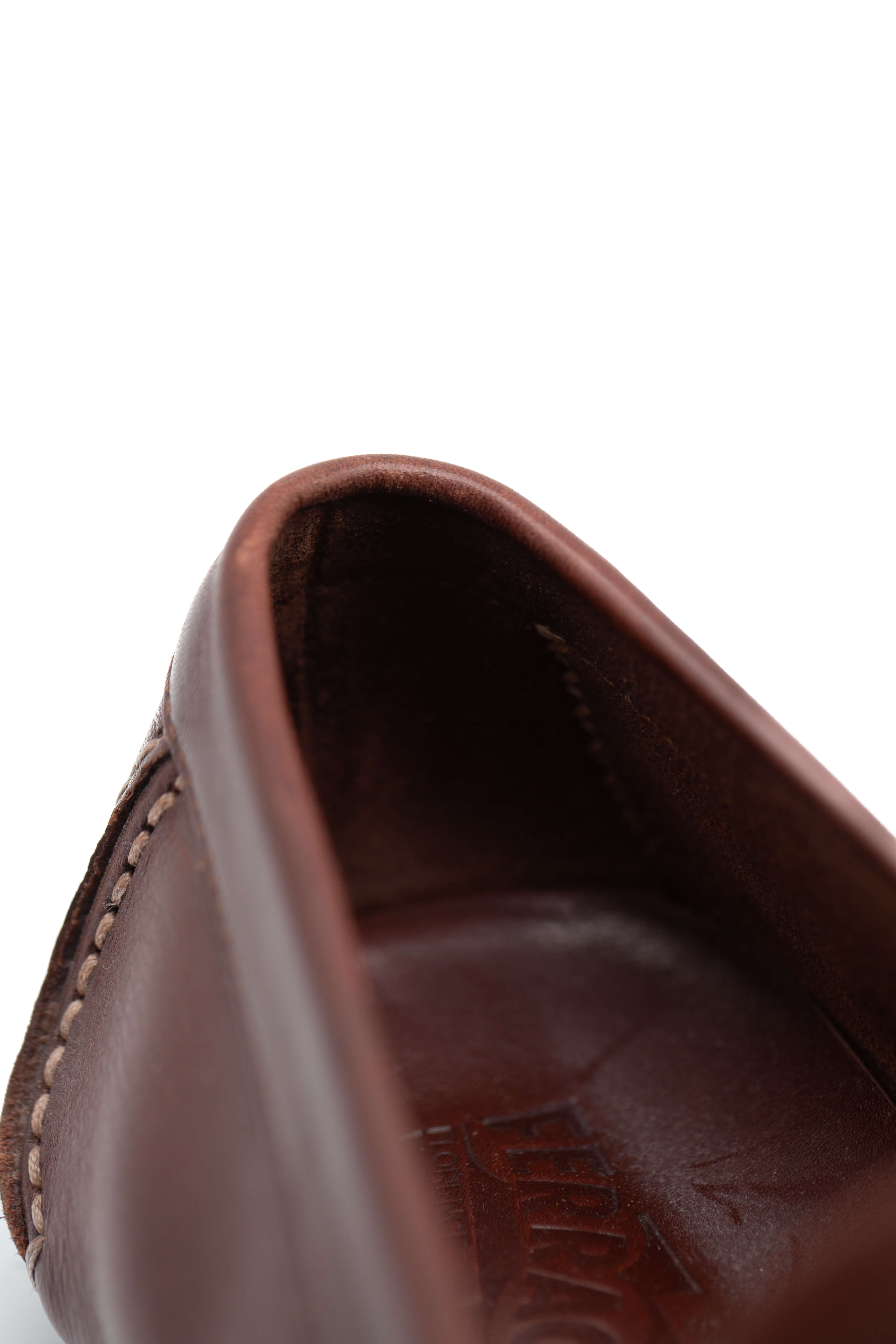Ferragamo, talla 9