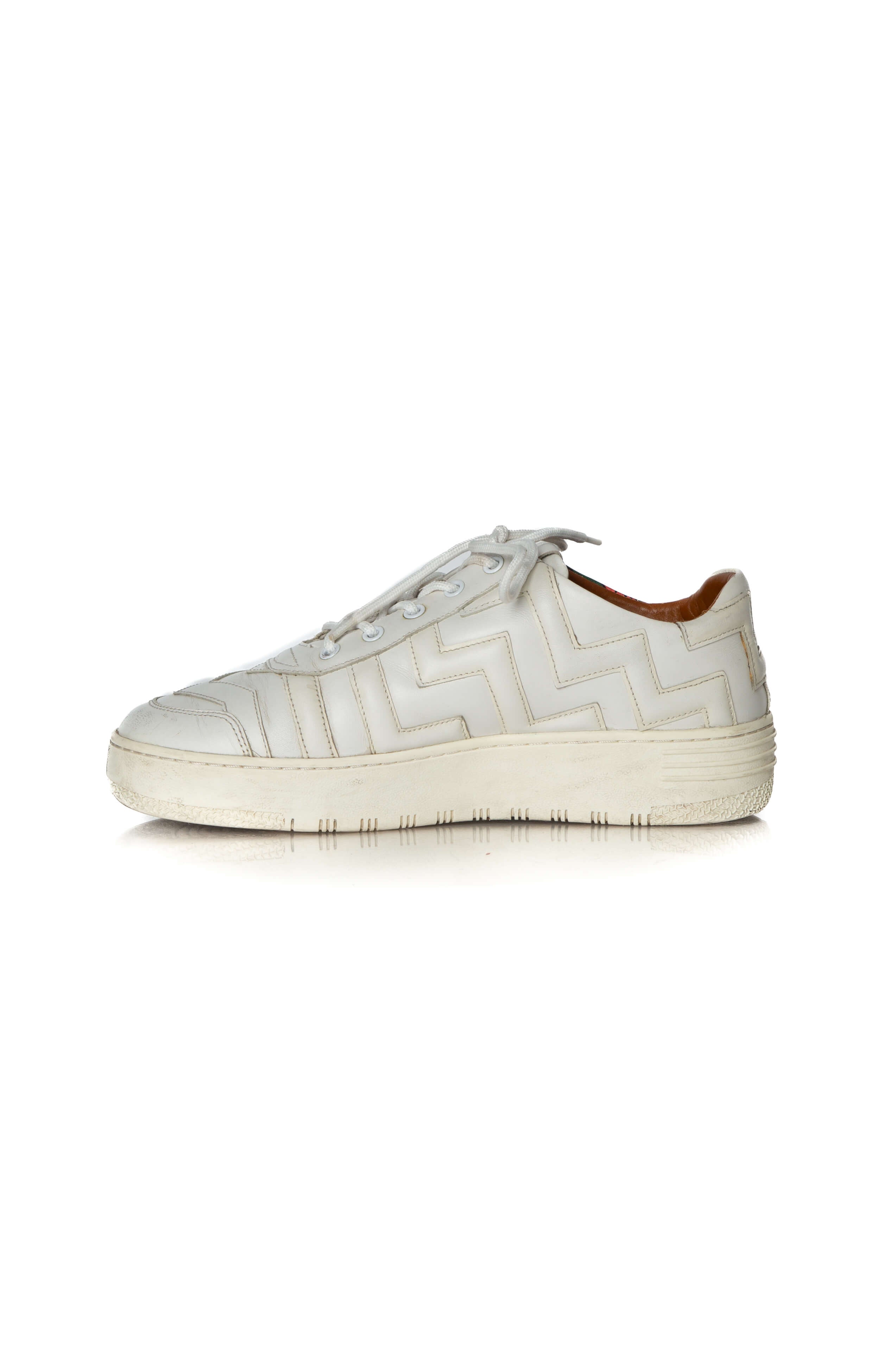 Bally, talla 8